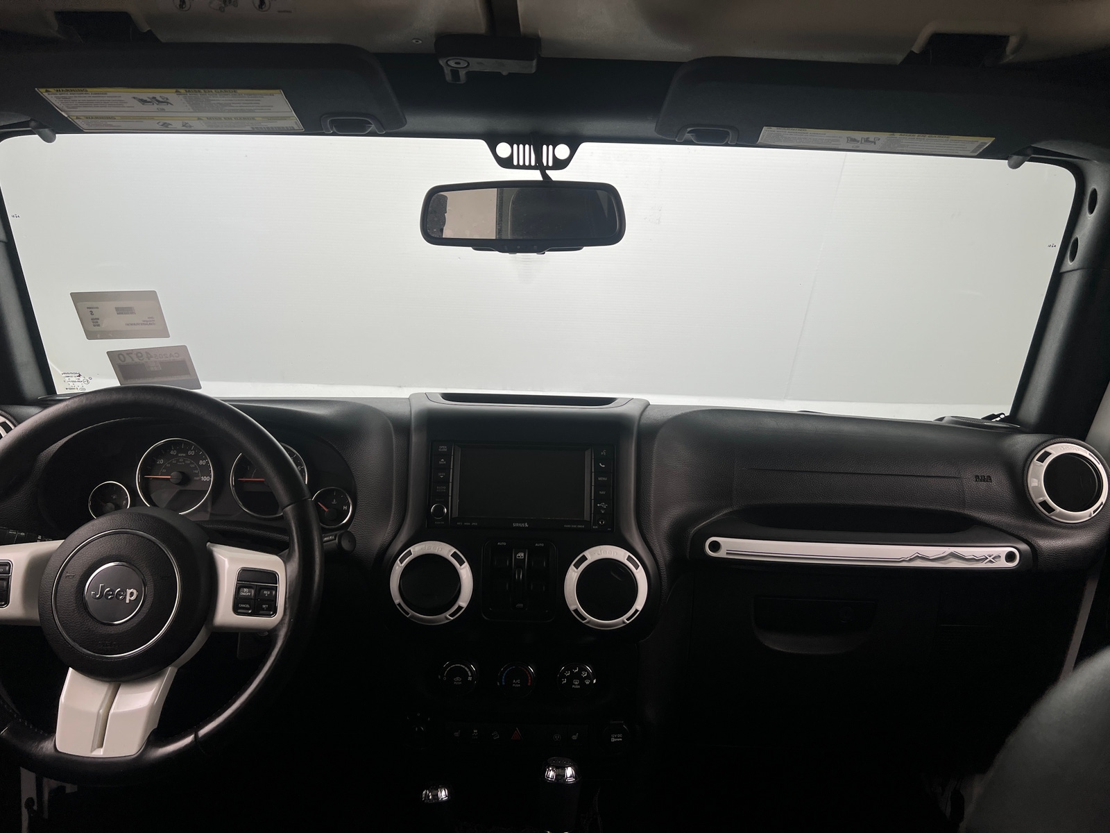 Thumbnail: 2015 Jeep Wrangler - 3