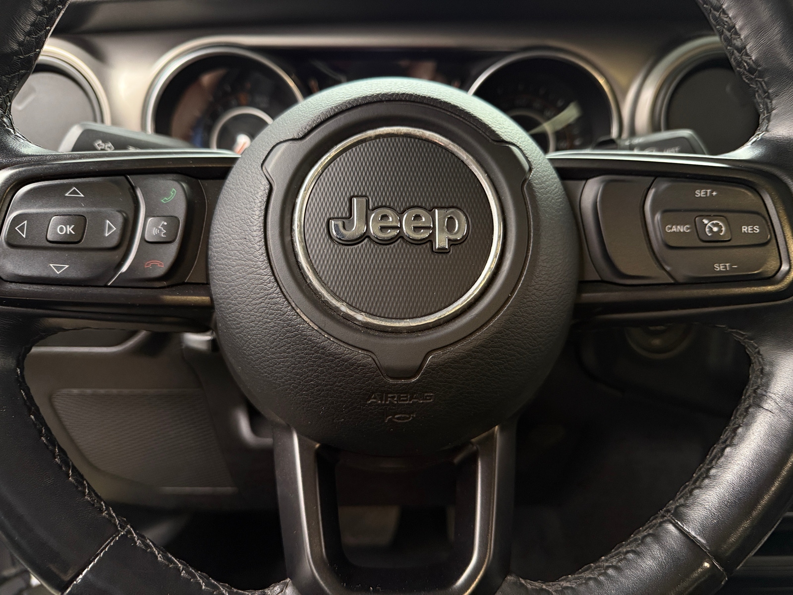 Thumbnail: 2019 Jeep Wrangler - 5