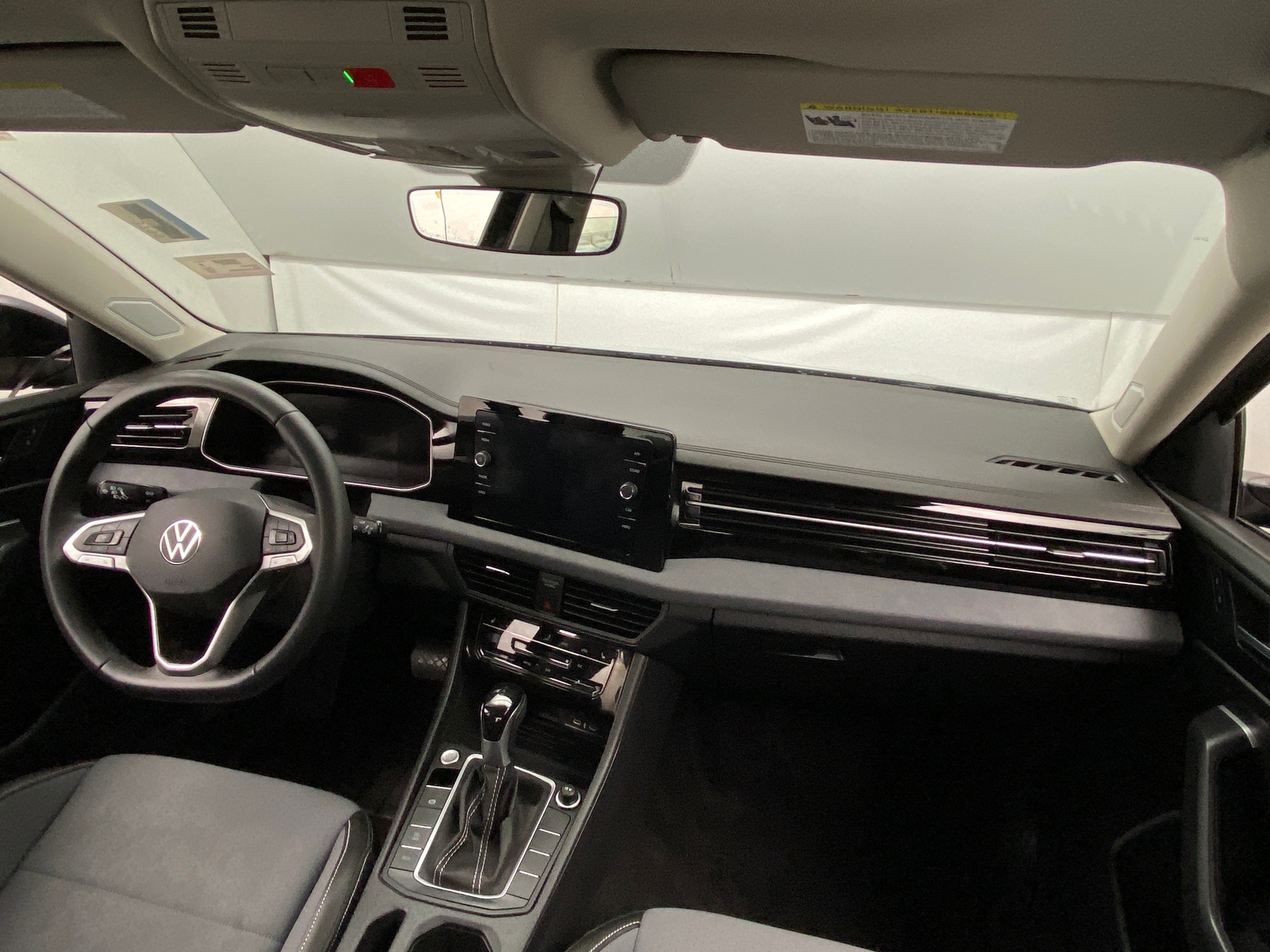 Thumbnail: 2025 Volkswagen Jetta - 2