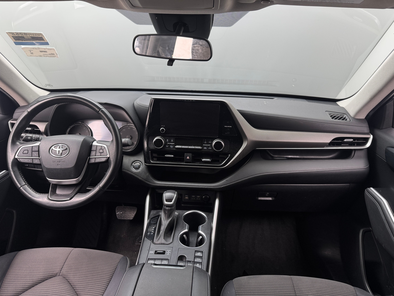 Thumbnail: 2023 Toyota Highlander - 3