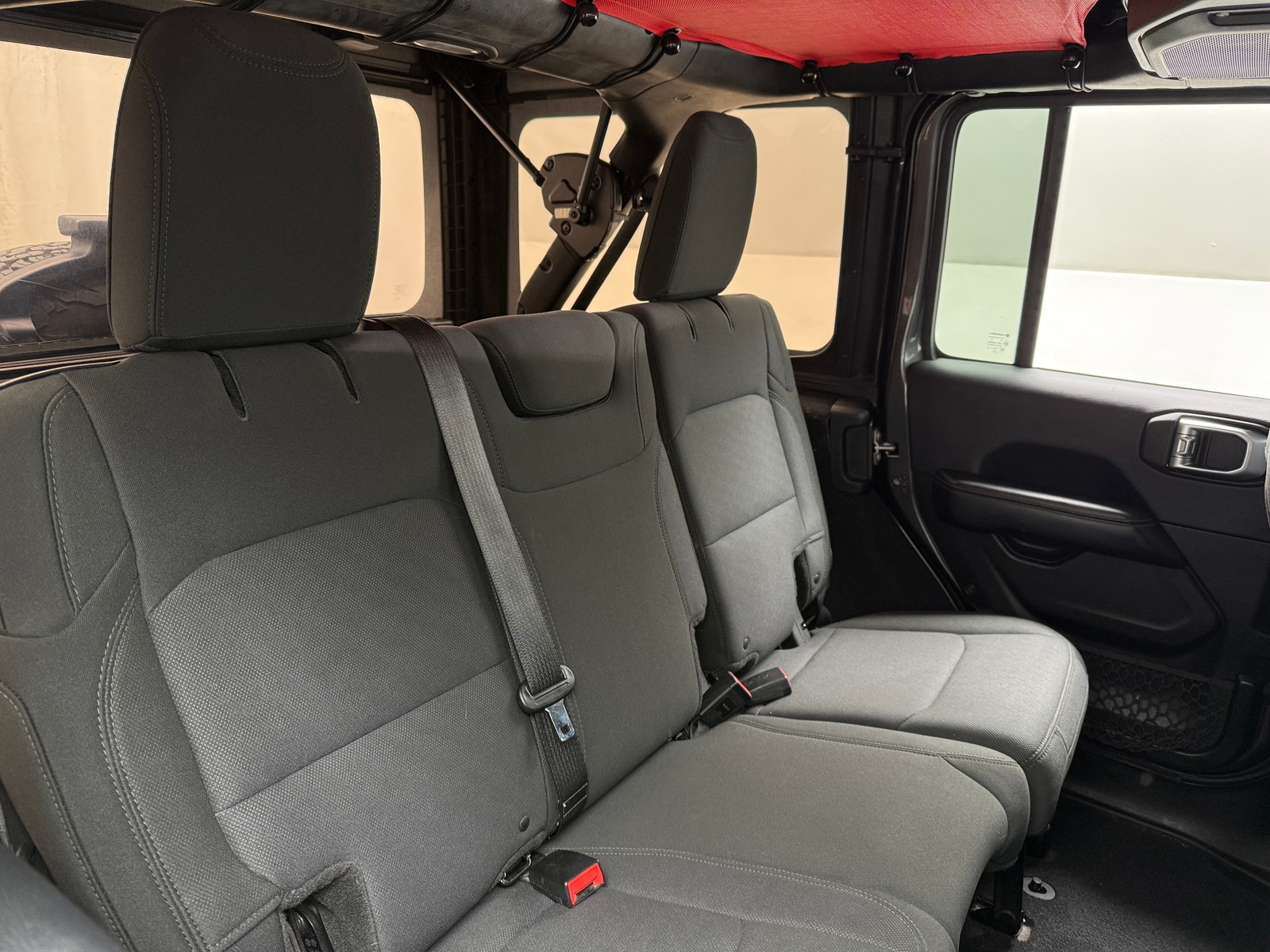 Thumbnail: 2018 Jeep Wrangler - 6