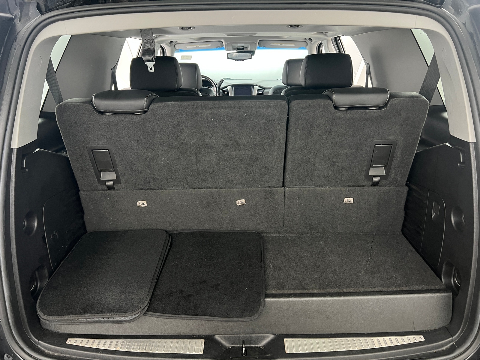 Thumbnail: 2019 Chevrolet Tahoe - 6