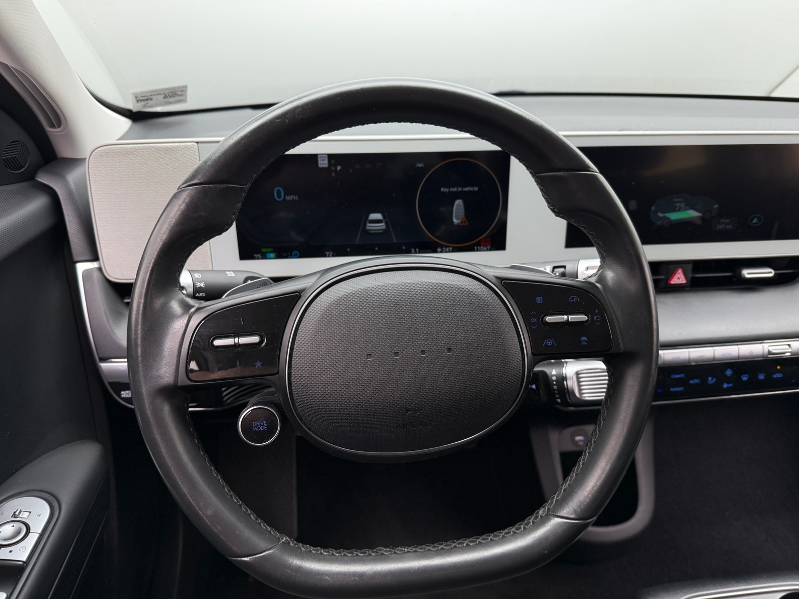Thumbnail: 2022 Hyundai Ioniq 5 - 5