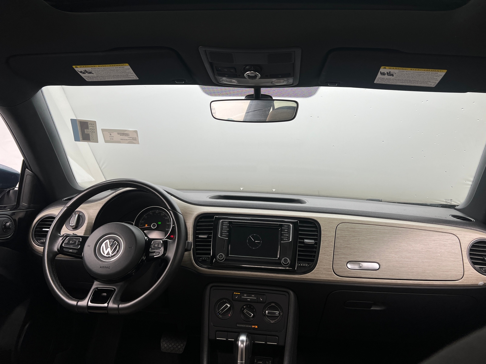 Thumbnail: 2018 Volkswagen Beetle - 3