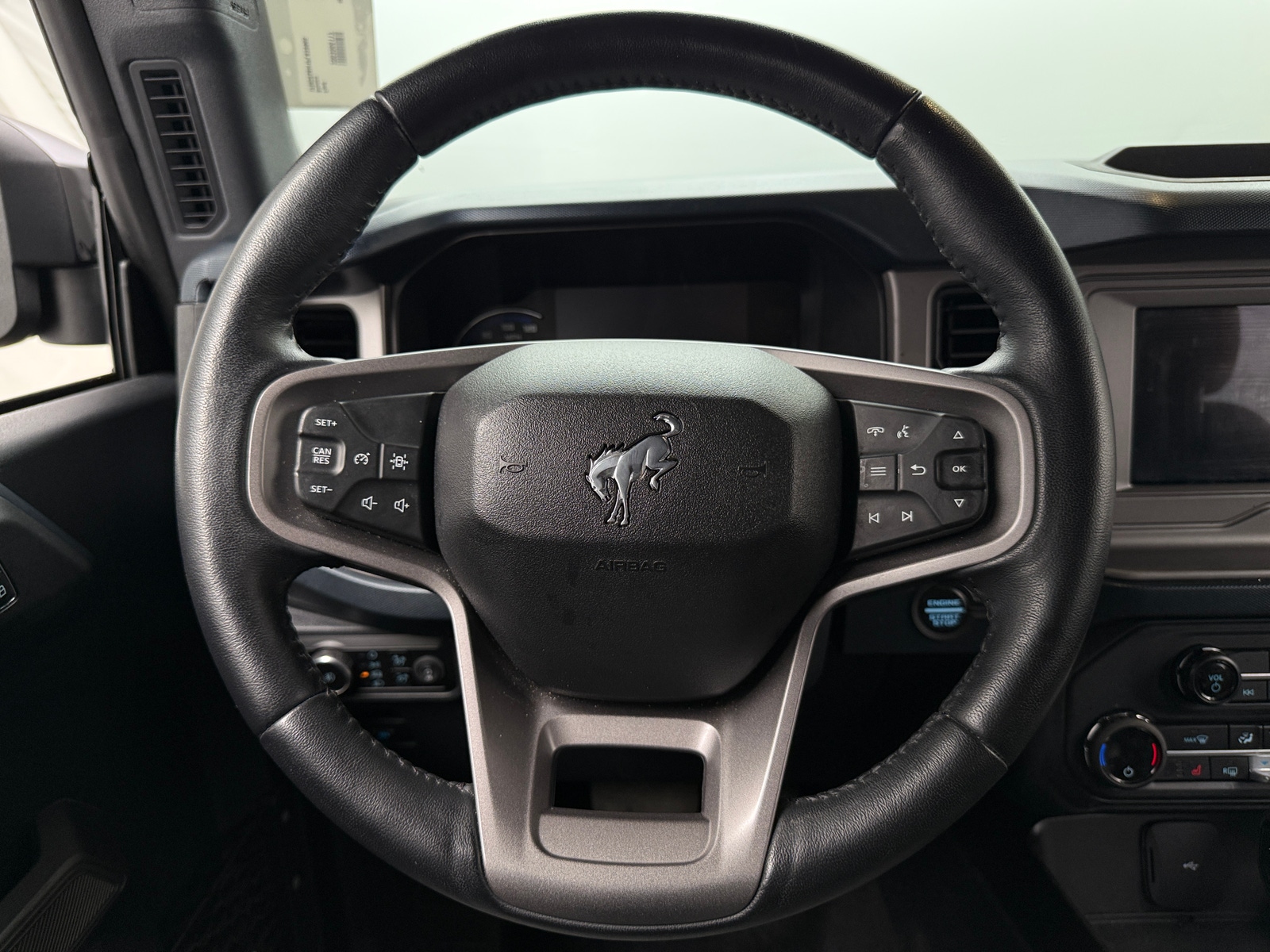 Thumbnail: 2023 Ford Bronco - 5