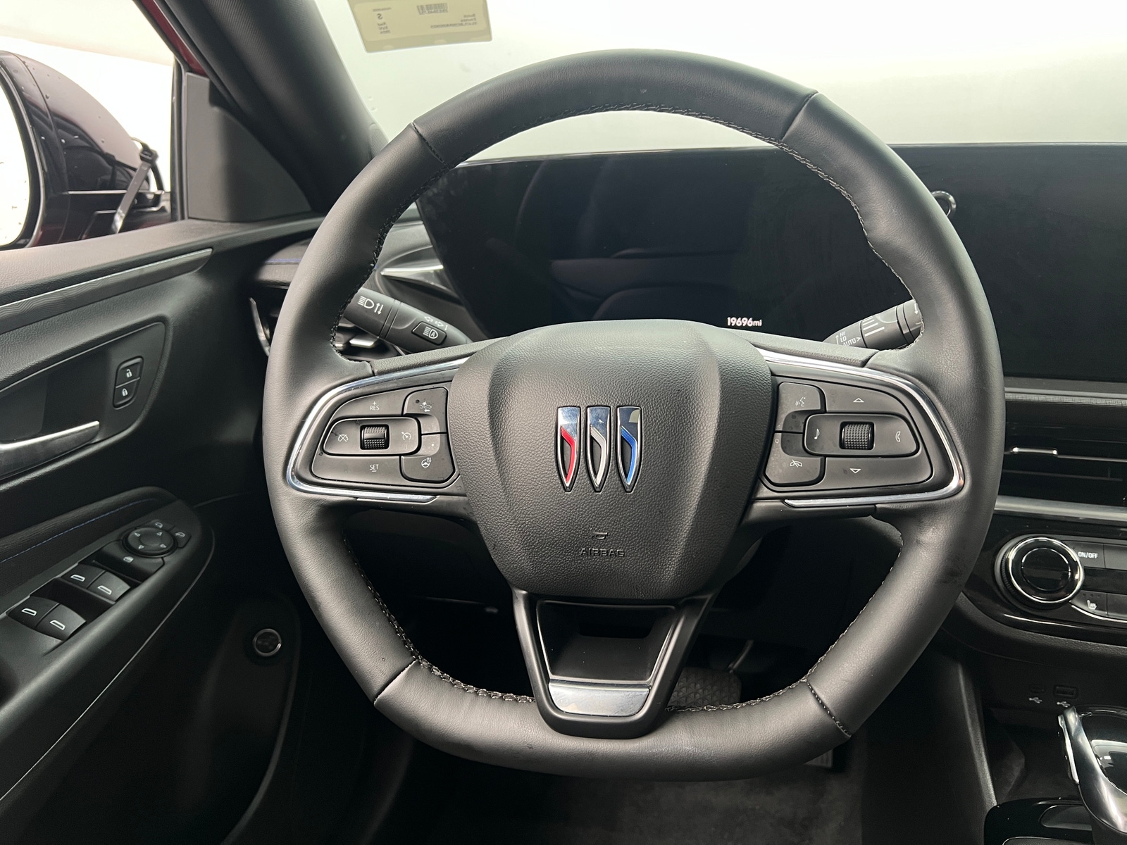 Thumbnail: 2024 Buick Envista - 4