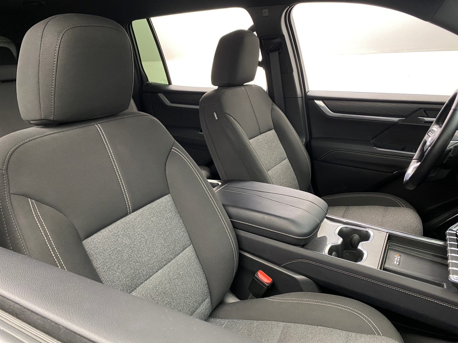 Thumbnail: 2025 GMC Acadia - 2