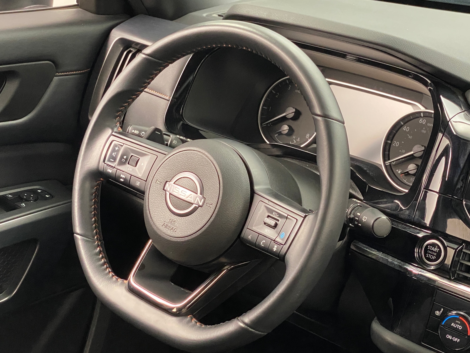 Thumbnail: 2024 Nissan Pathfinder - 4