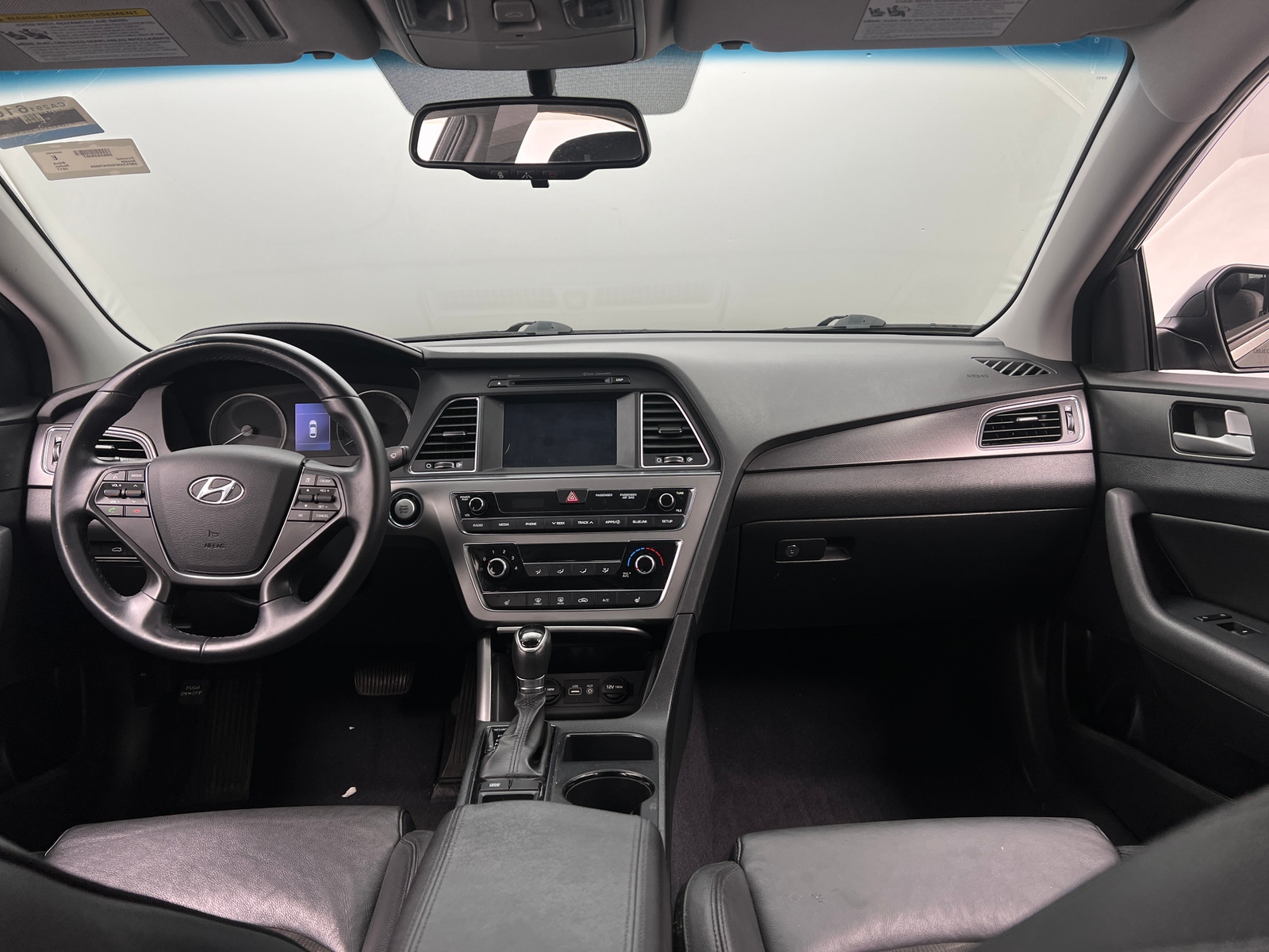 Thumbnail: 2017 Hyundai Sonata - 3