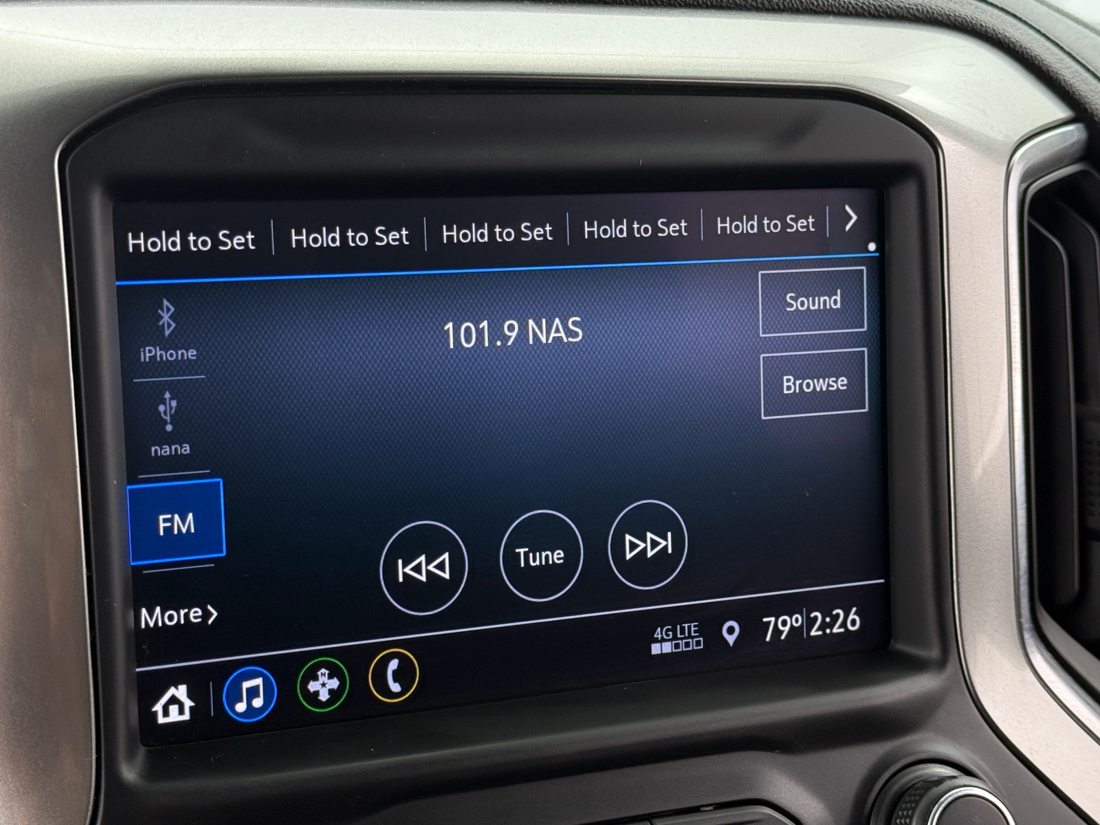 Thumbnail: 2019 Chevrolet Silverado 1500 - 4