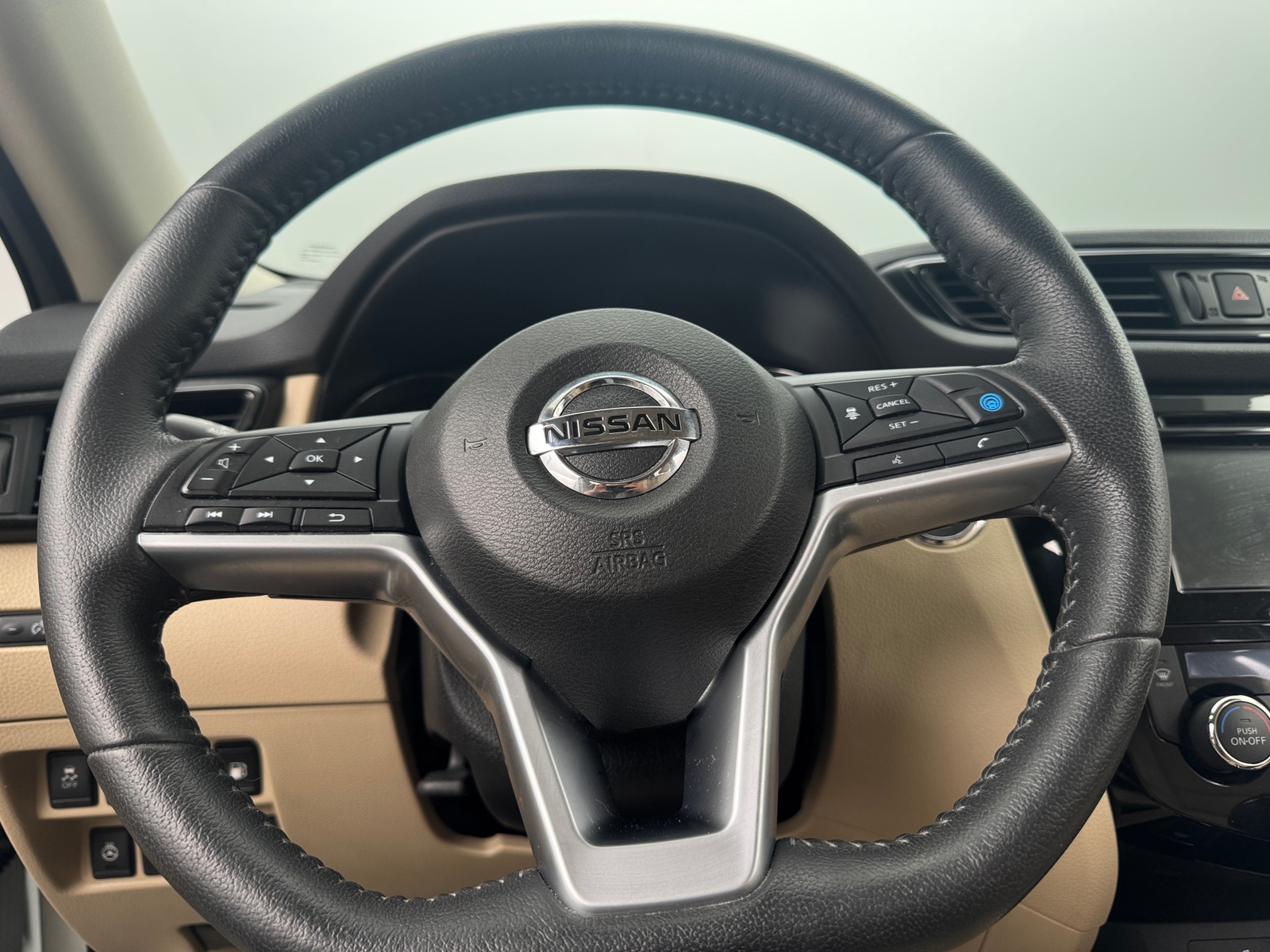 Thumbnail: 2020 Nissan Rogue - 4