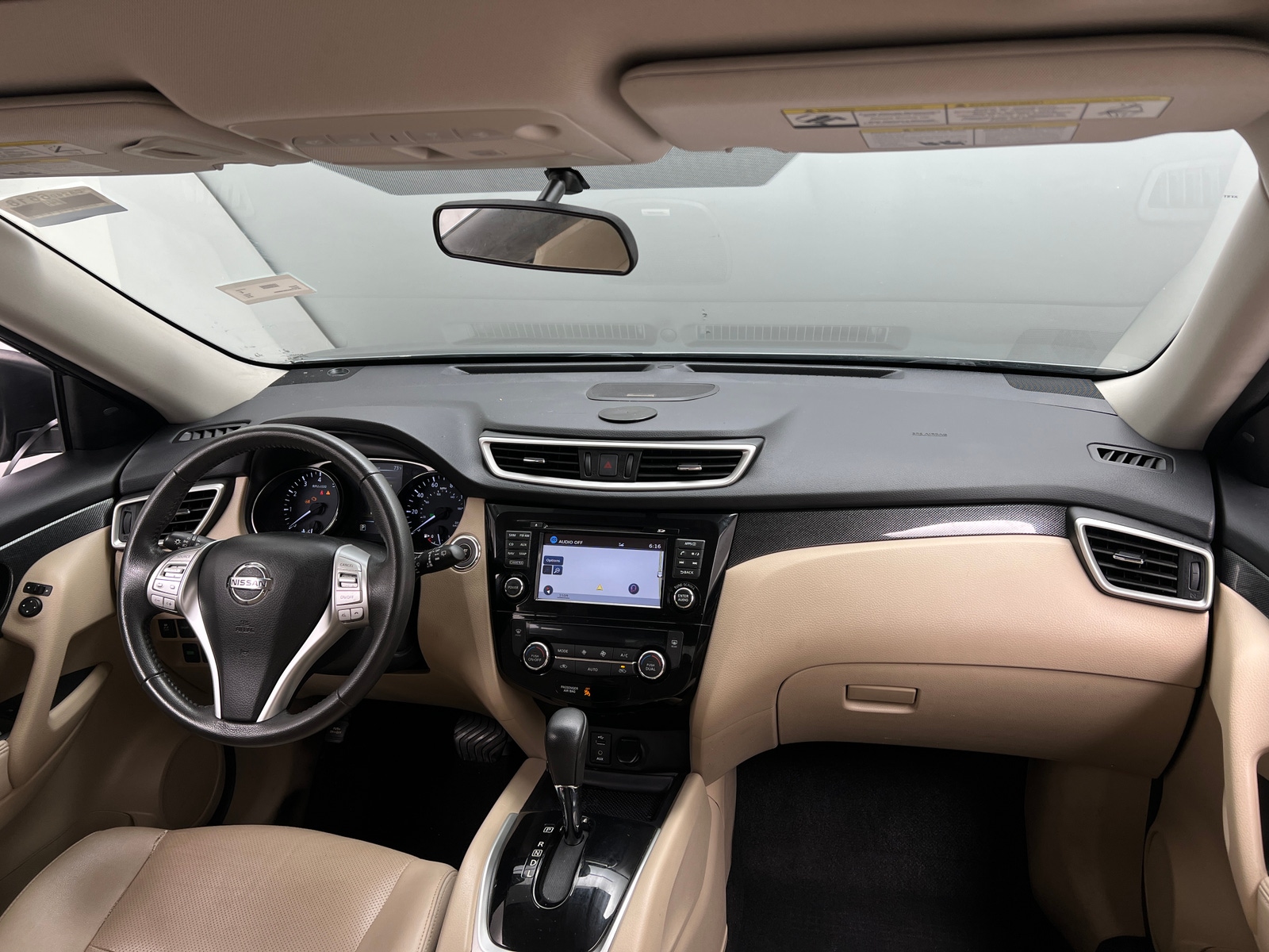 Thumbnail: 2016 Nissan Rogue - 2