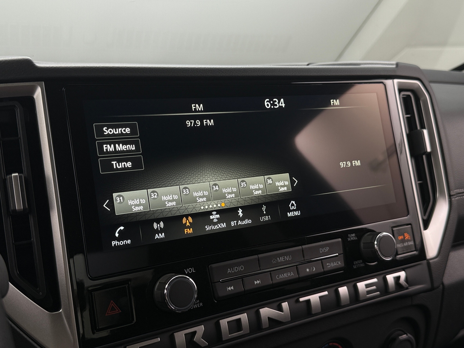 Thumbnail: 2025 Nissan Frontier - 4