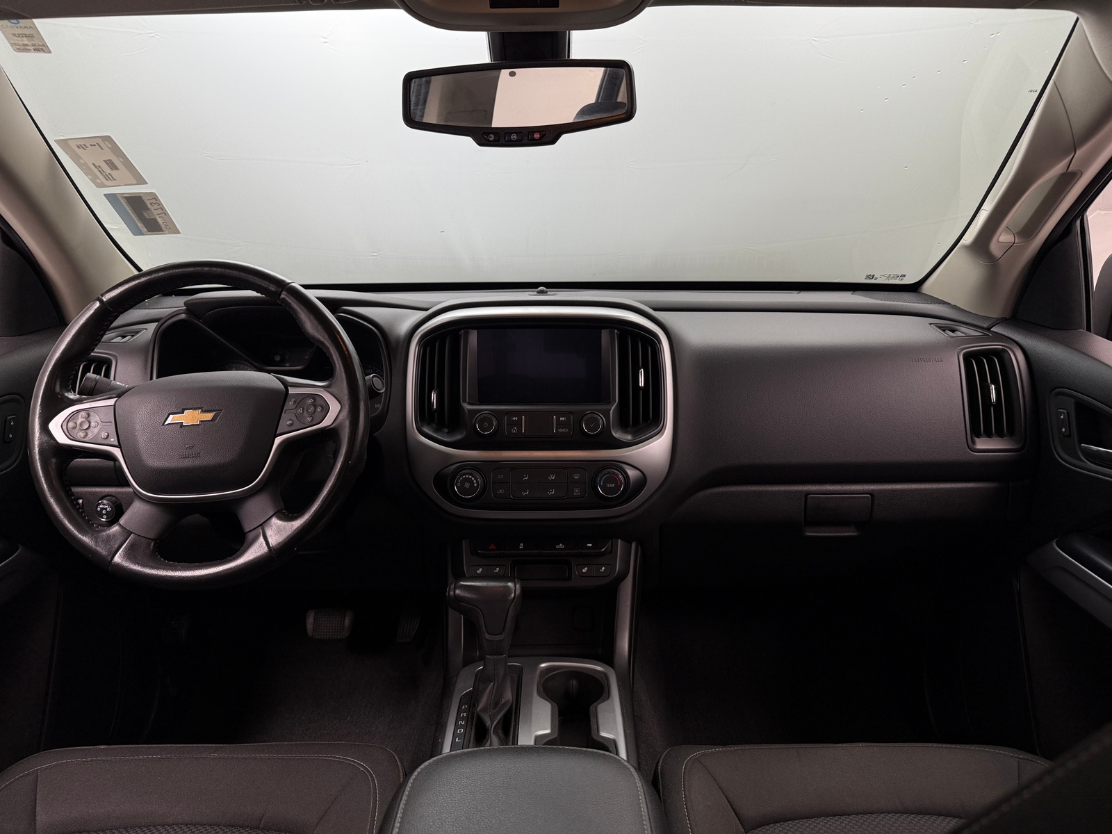 Thumbnail: 2021 Chevrolet Colorado - 3