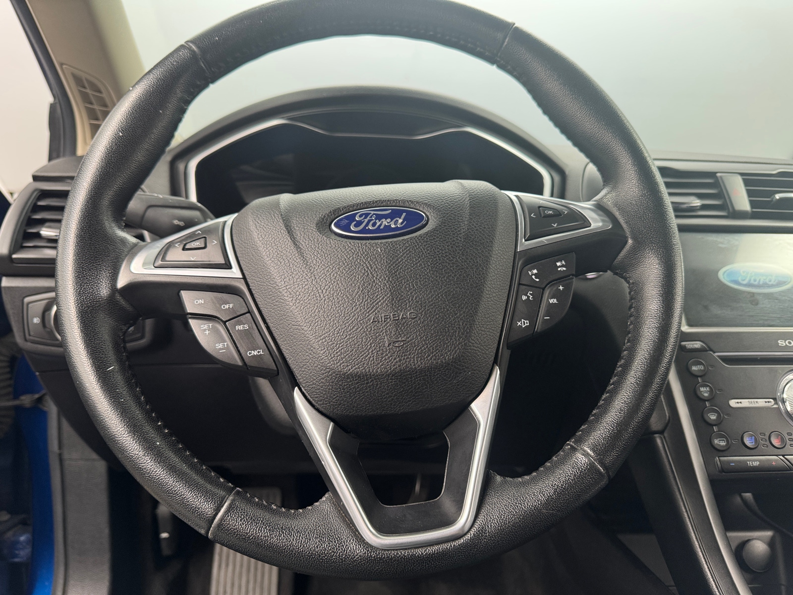 Thumbnail: 2017 Ford Fusion - 5