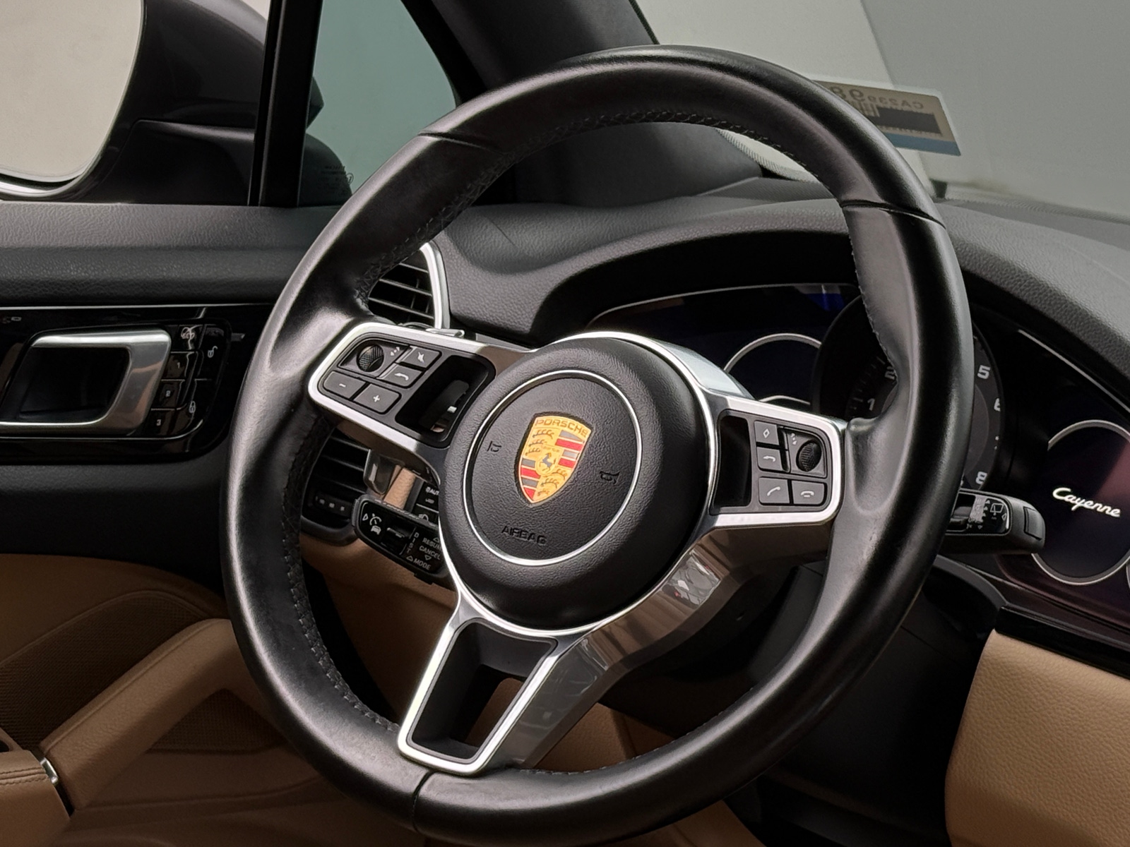Thumbnail: 2019 Porsche Cayenne - 4