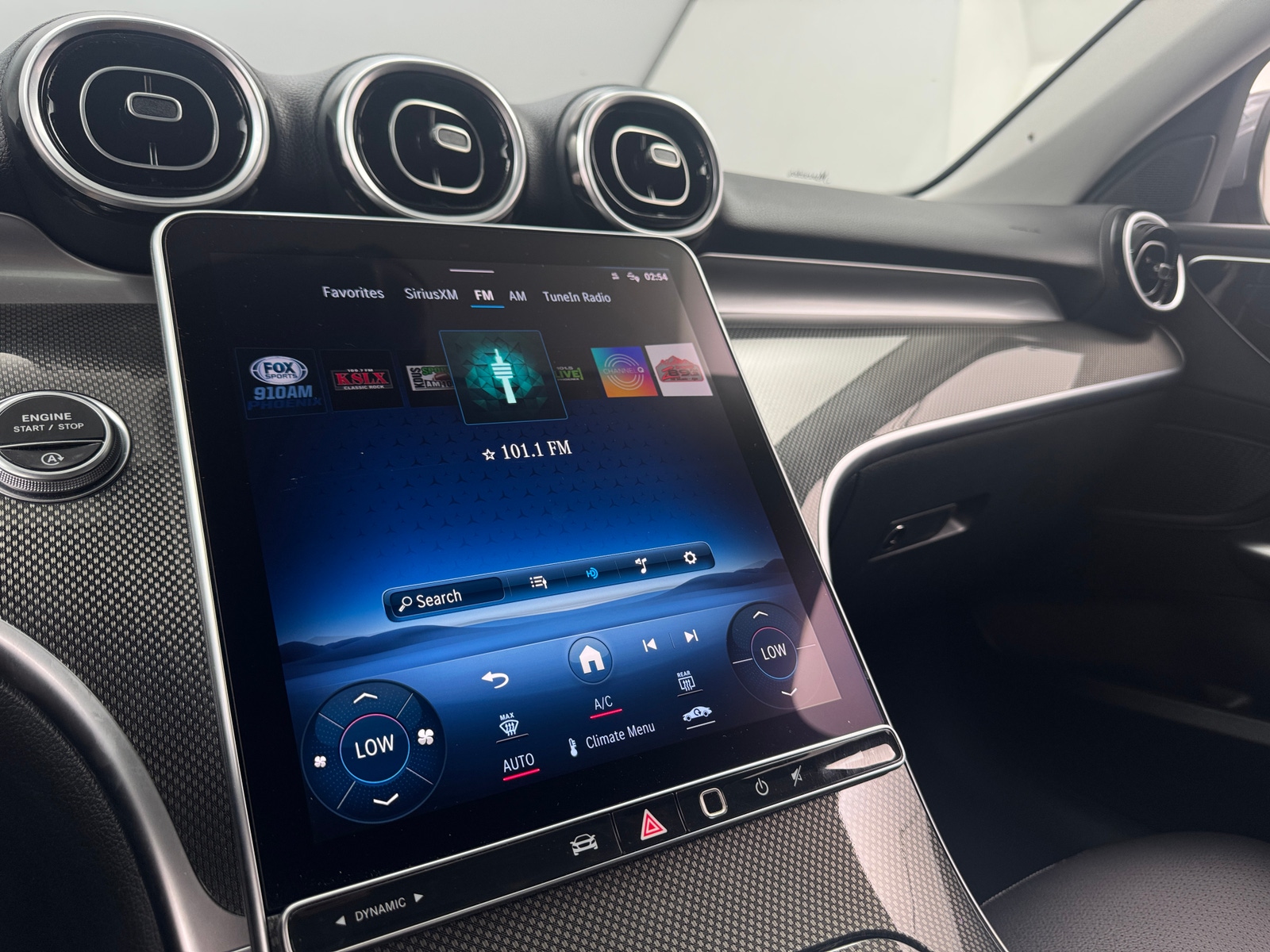 Thumbnail: 2022 Mercedes-Benz C-Class - 3