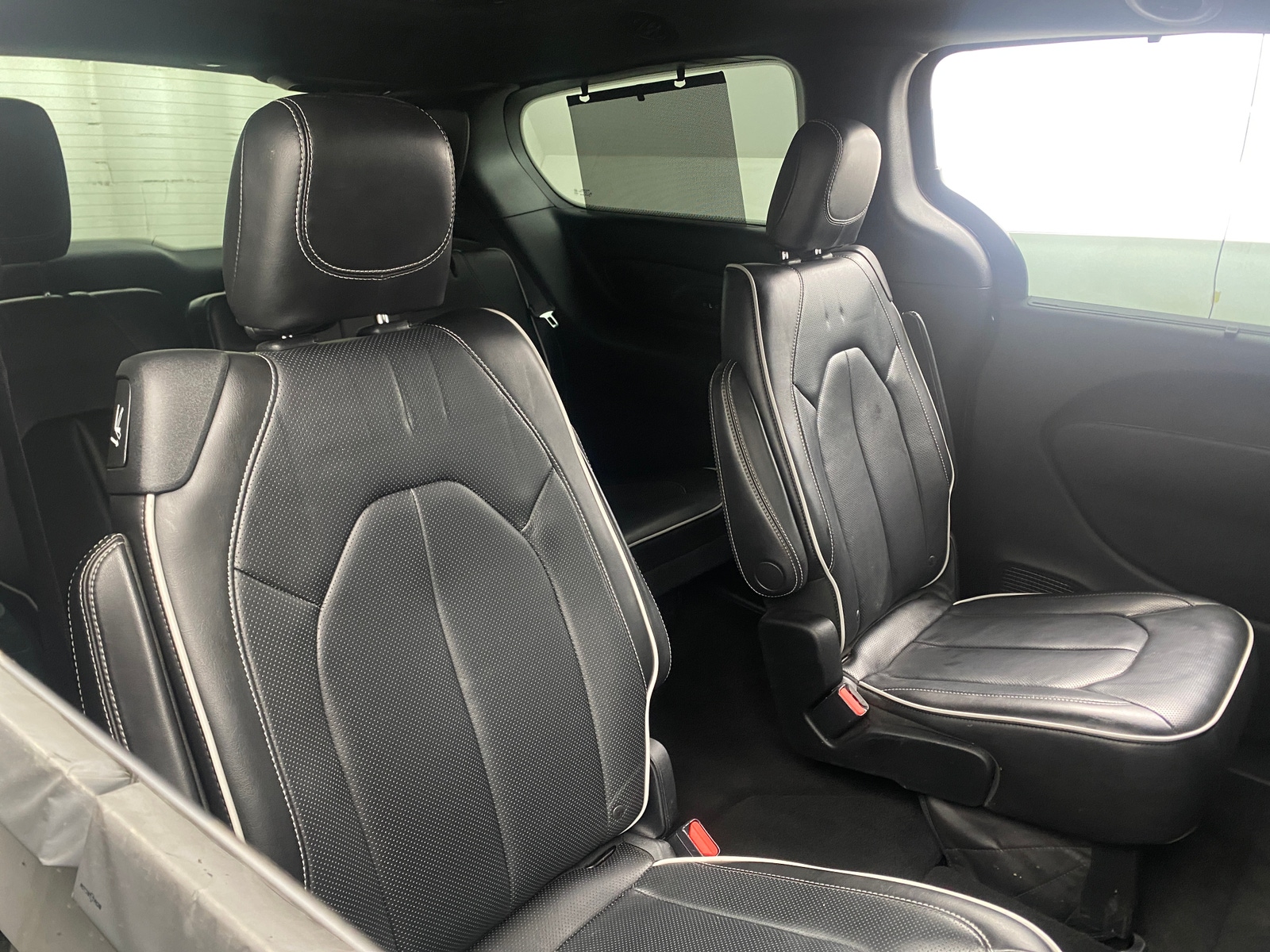 Thumbnail: 2018 Chrysler Pacifica - 5