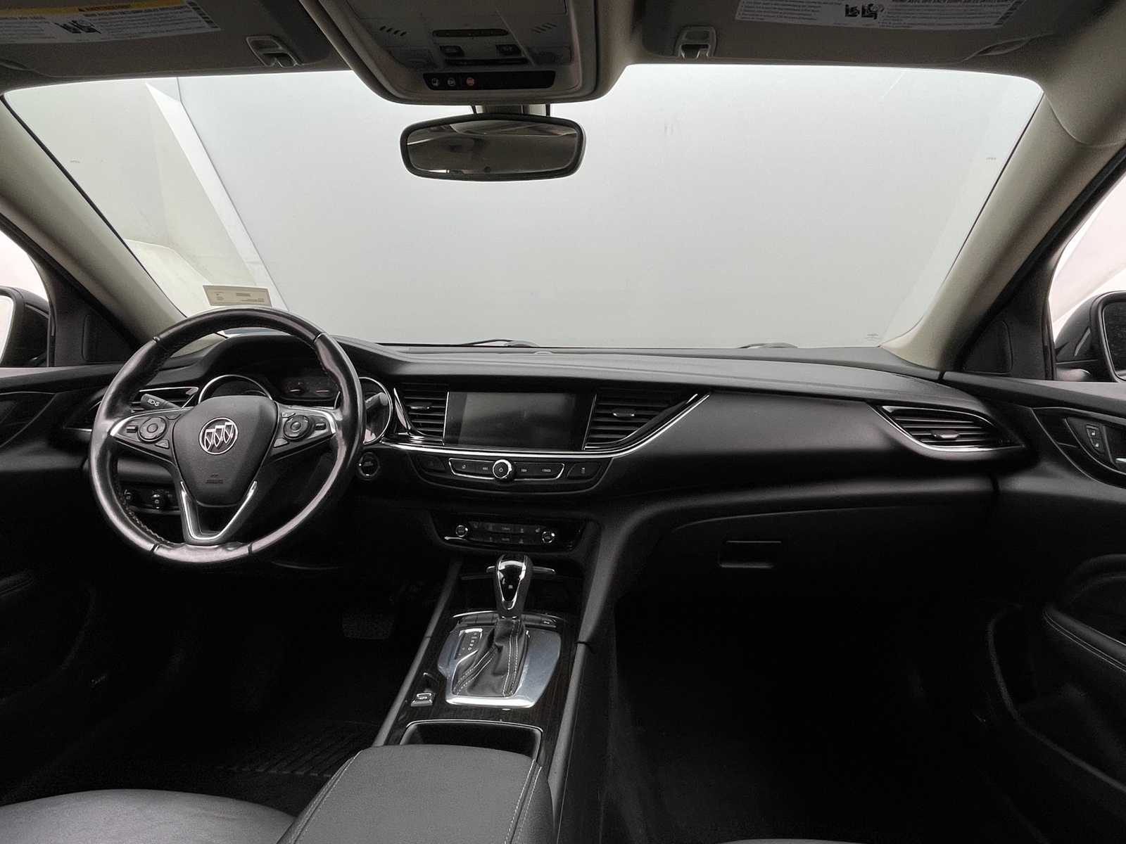 Thumbnail: 2018 Buick Regal - 2
