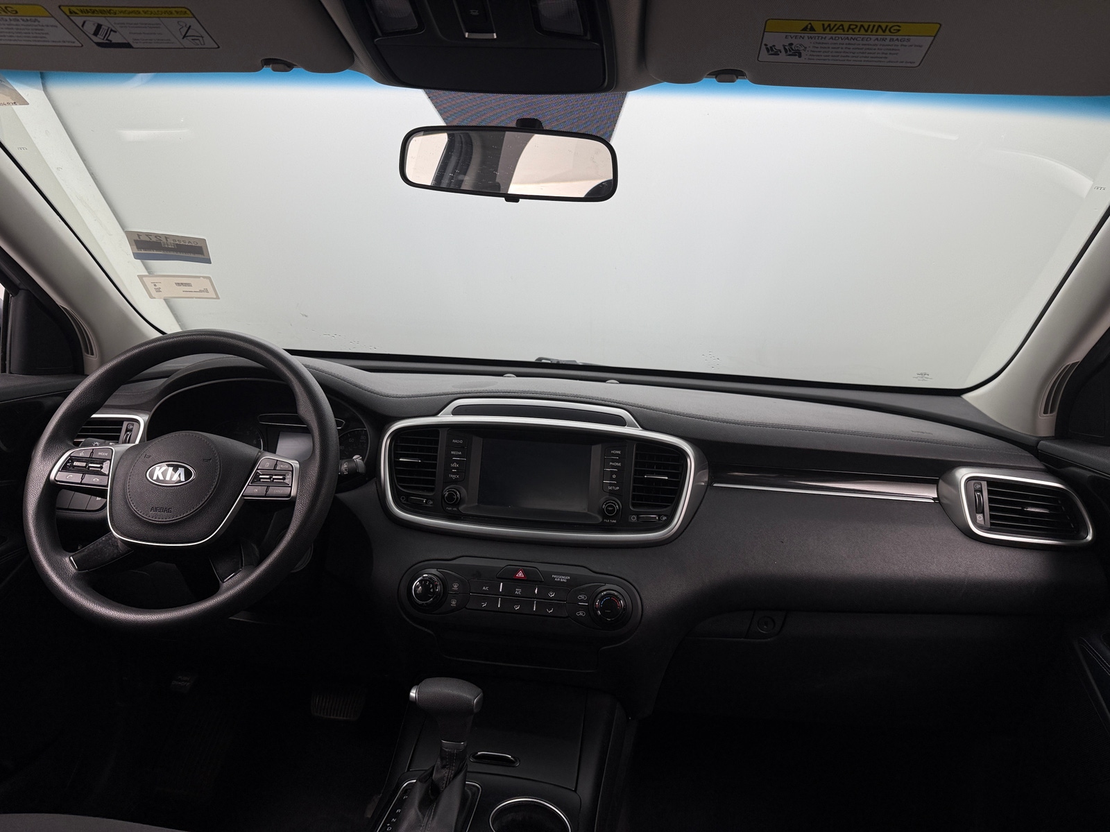 Thumbnail: 2020 Kia Sorento - 3
