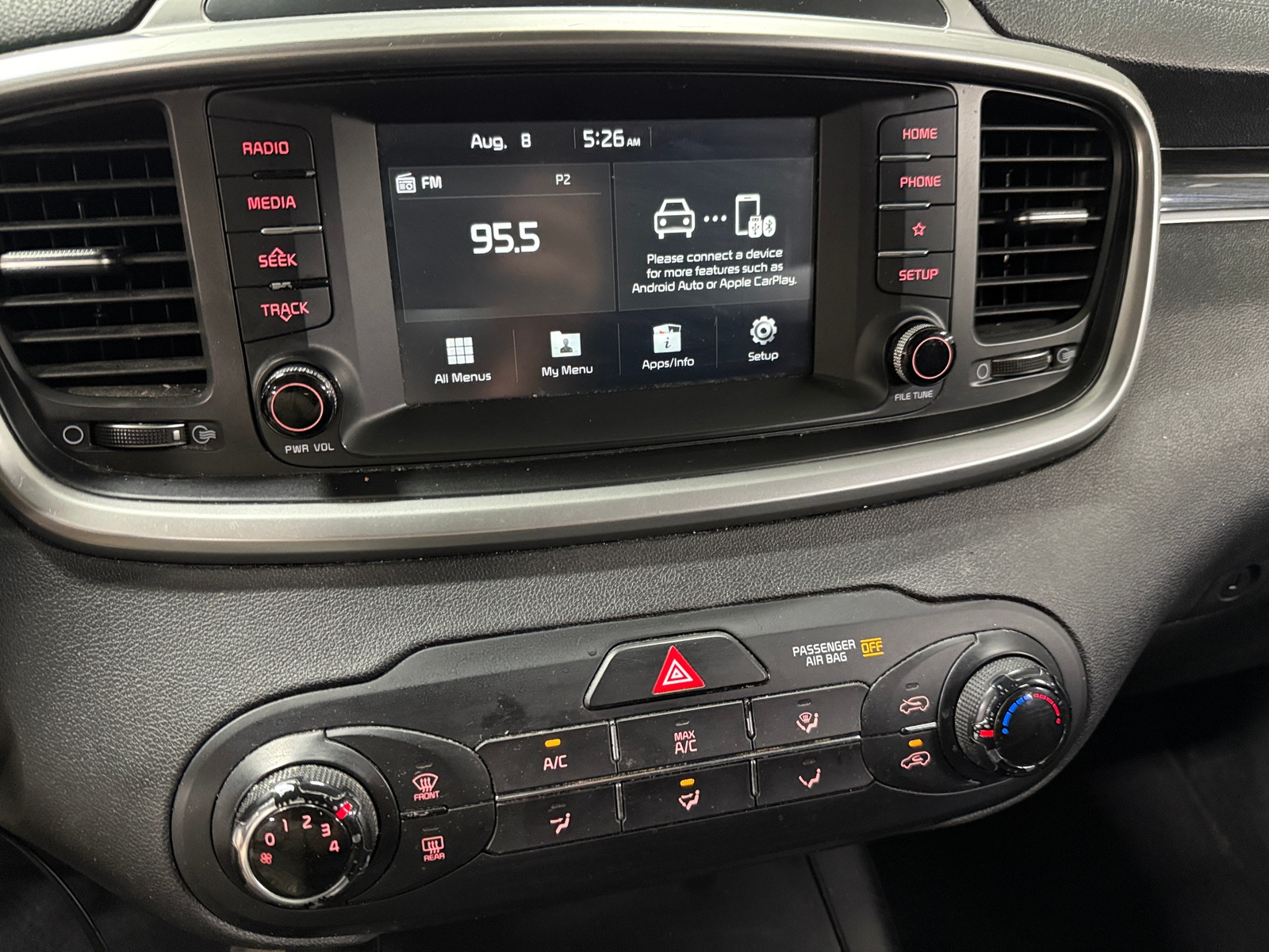 Thumbnail: 2020 Kia Sorento - 4