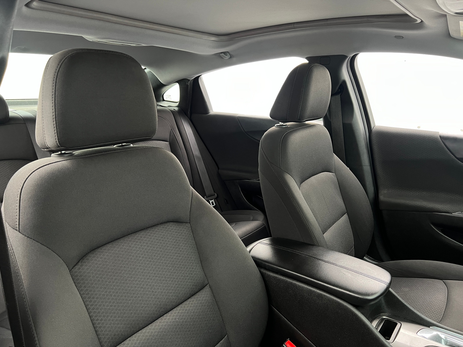 Thumbnail: 2019 Chevrolet Malibu - 2
