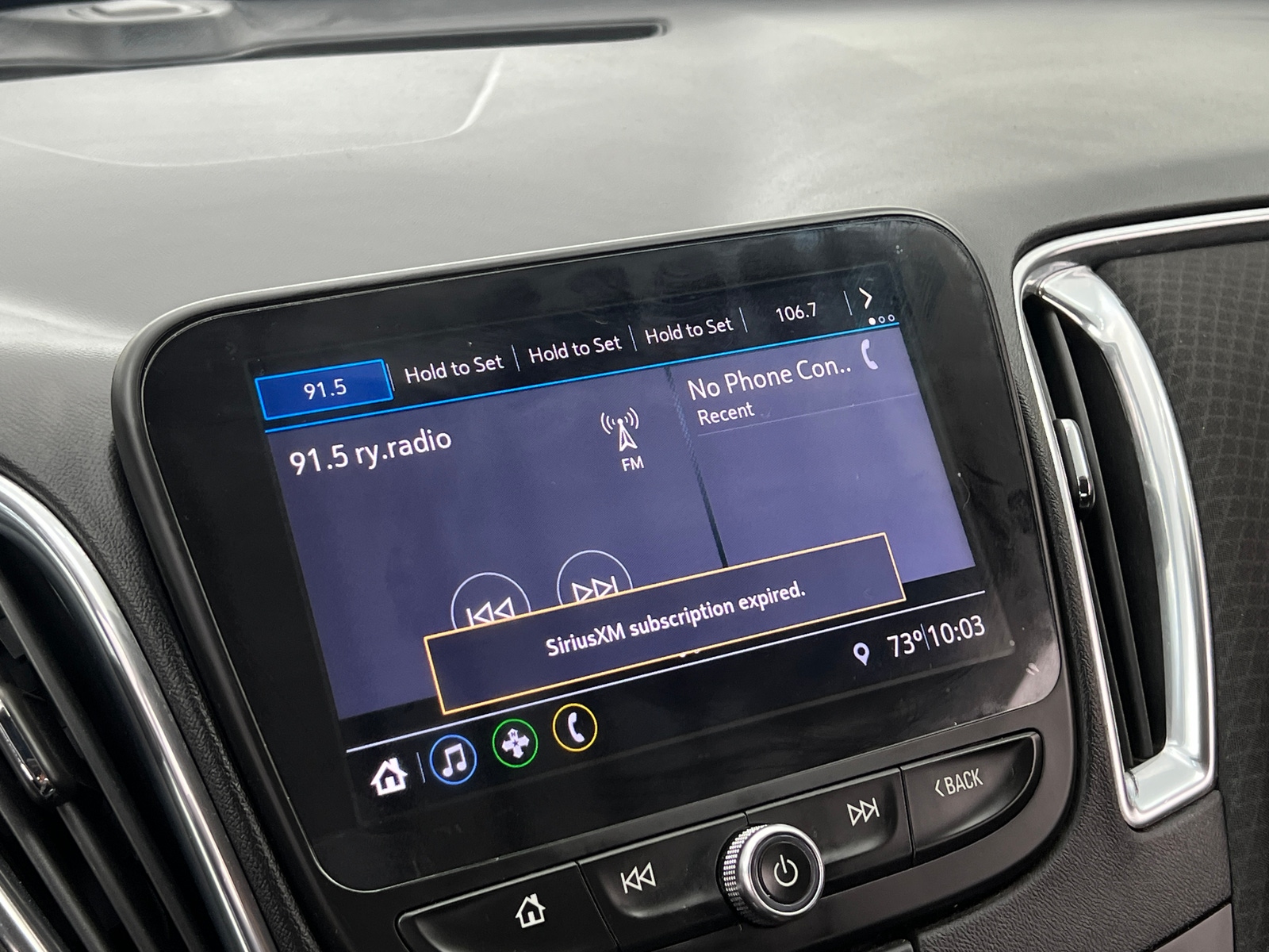 Thumbnail: 2019 Chevrolet Malibu - 4