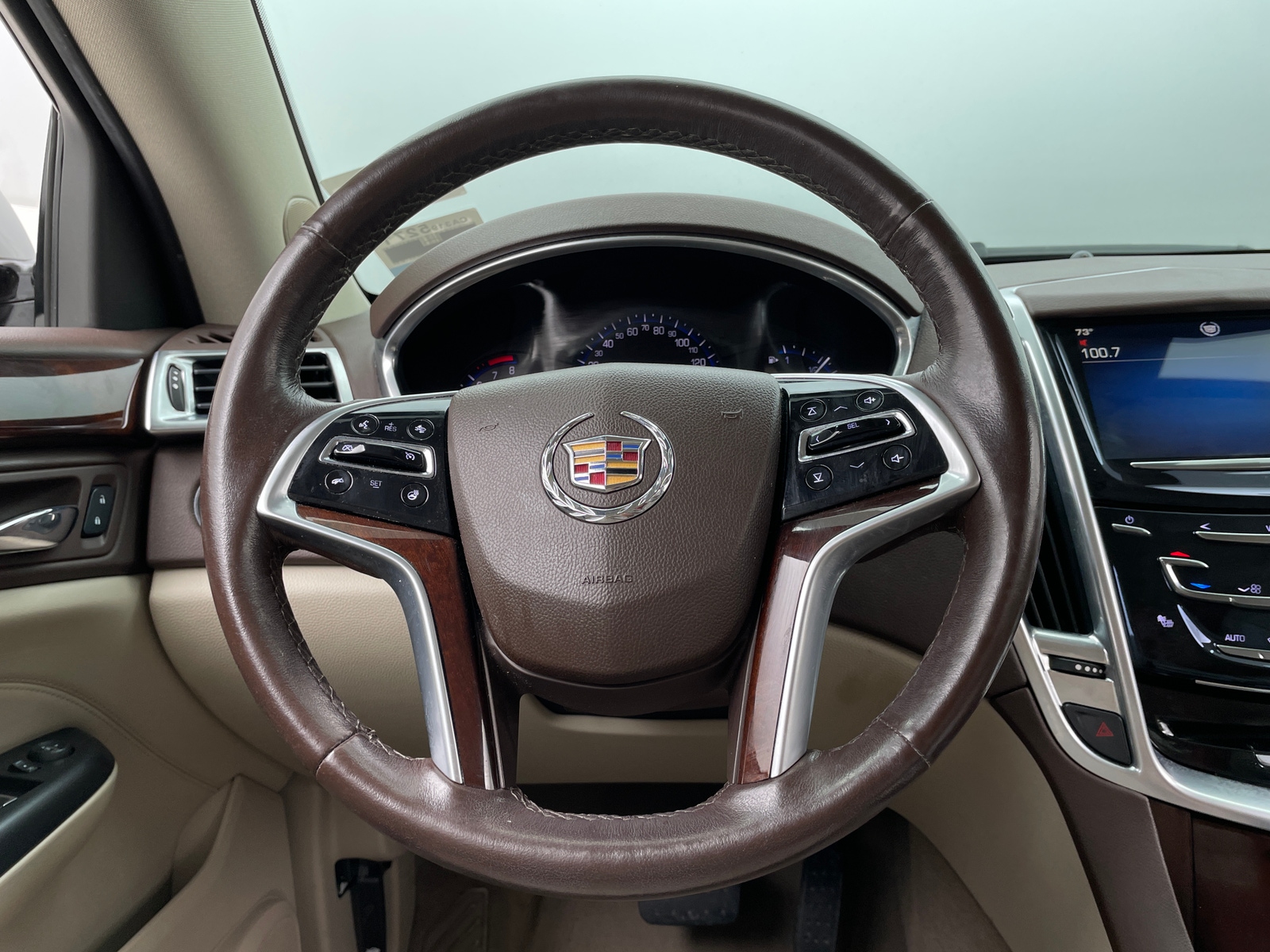 Thumbnail: 2014 Cadillac SRX - 4