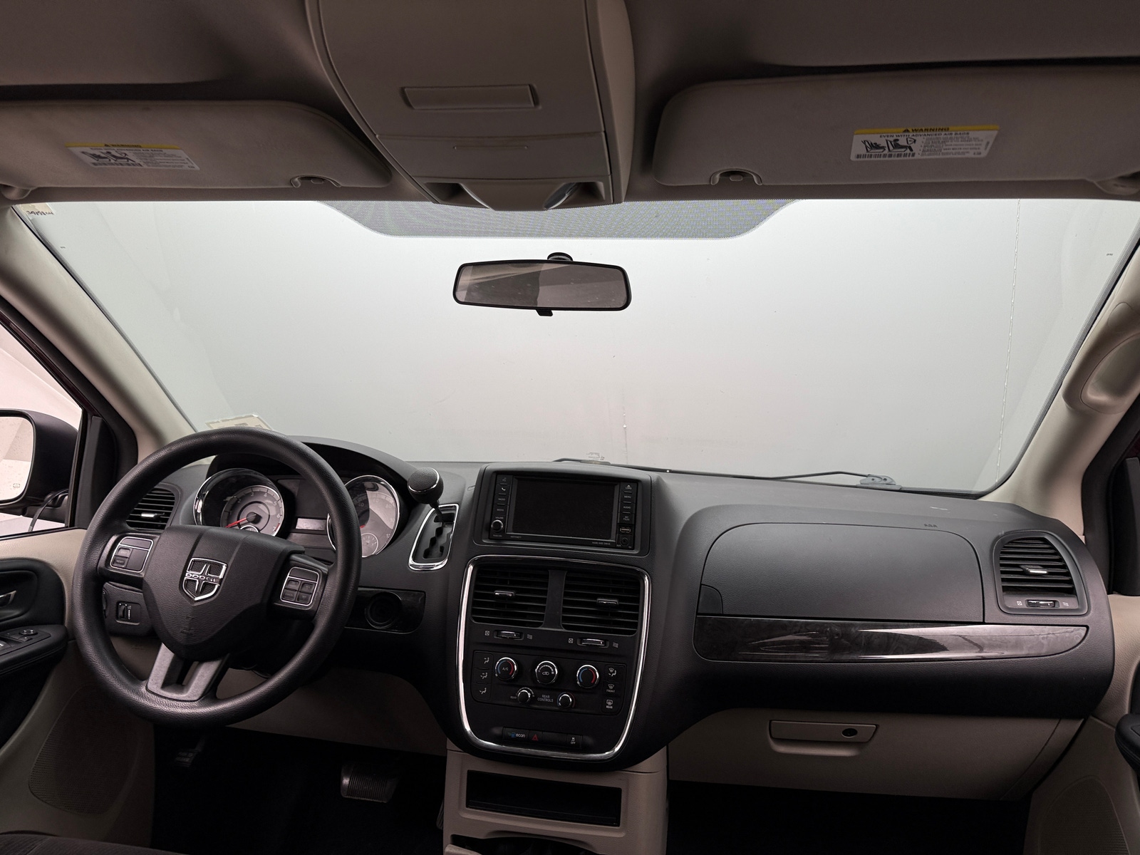 Thumbnail: 2018 Dodge Grand Caravan - 3