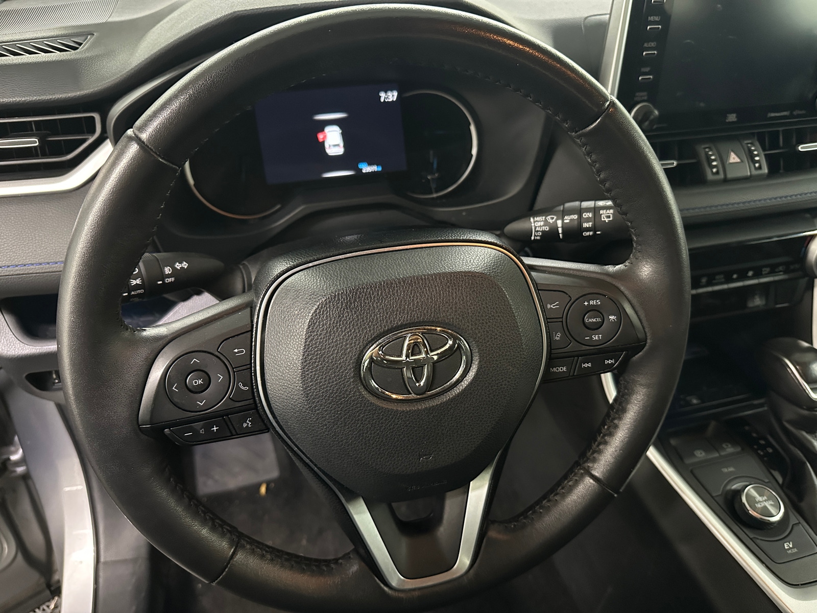 Thumbnail: 2021 Toyota RAV4 - 5