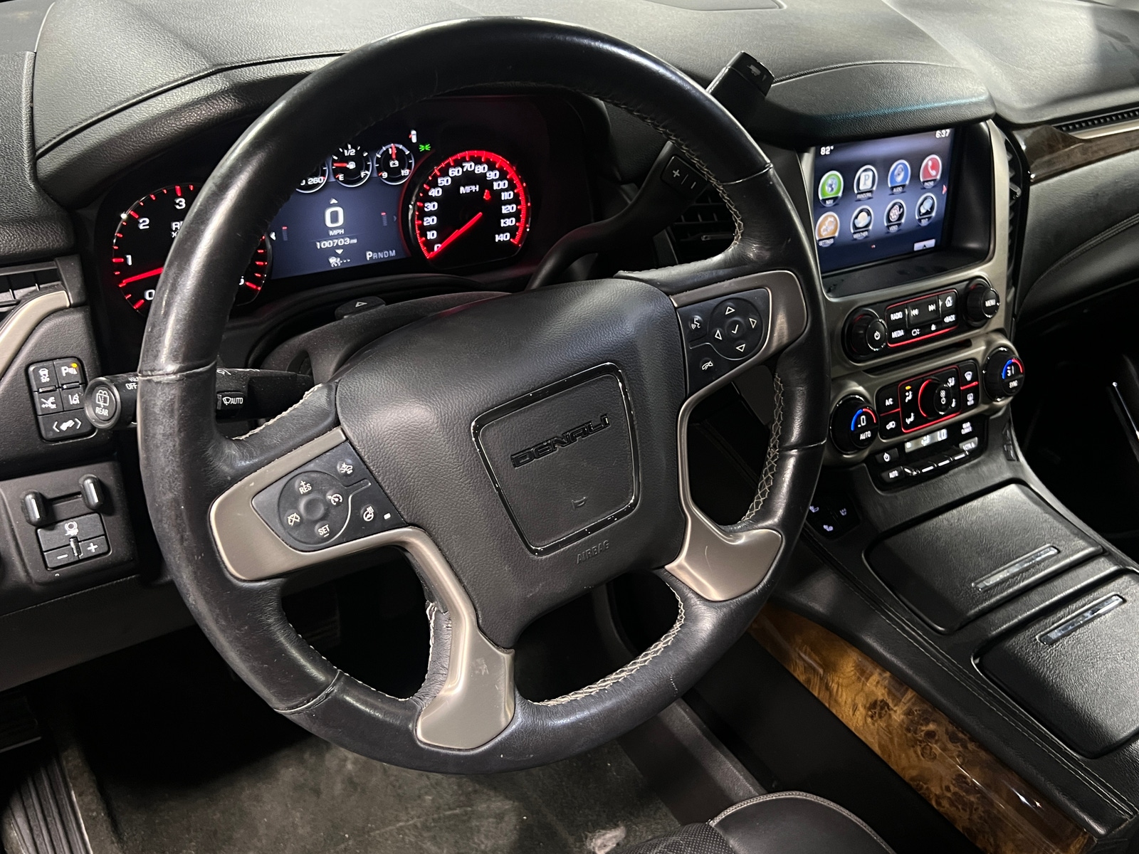 Thumbnail: 2015 GMC Yukon XL - 4