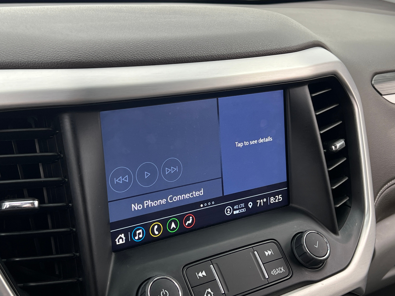 Thumbnail: 2023 GMC Acadia - 3