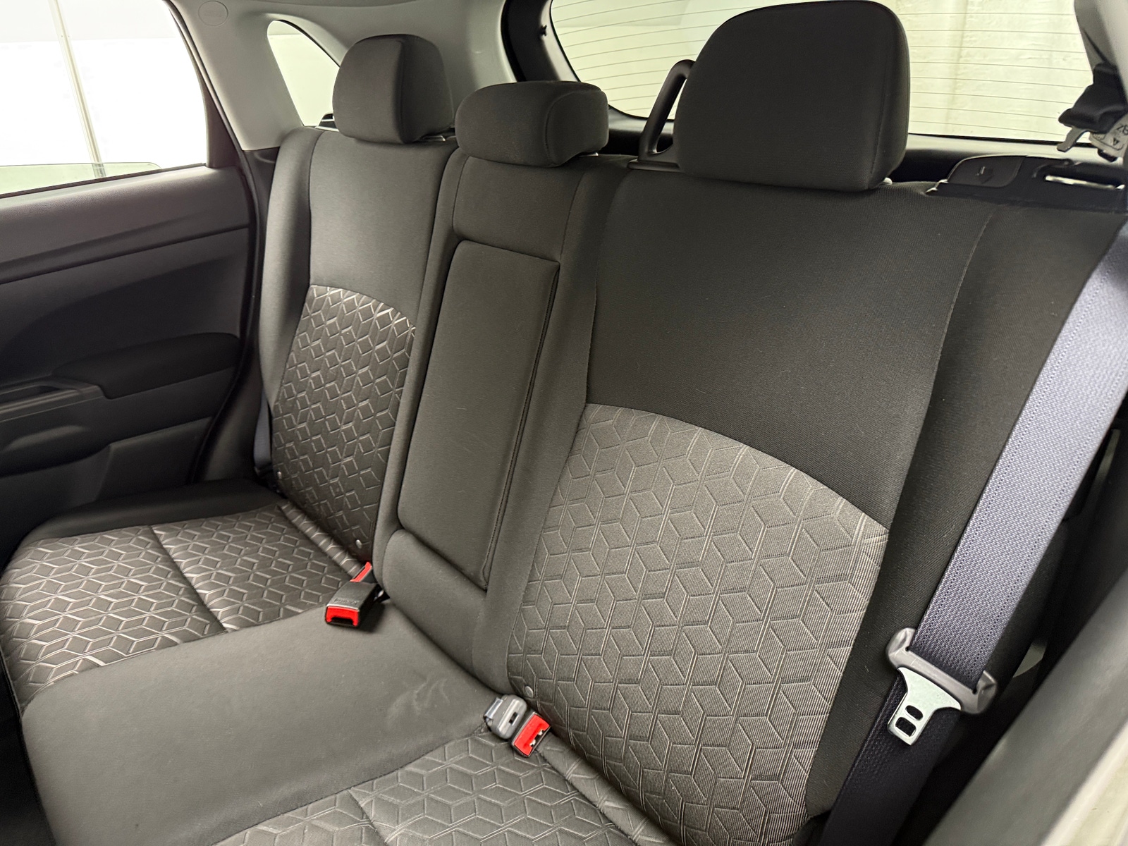 Thumbnail: 2021 Mitsubishi Outlander Sport - 6