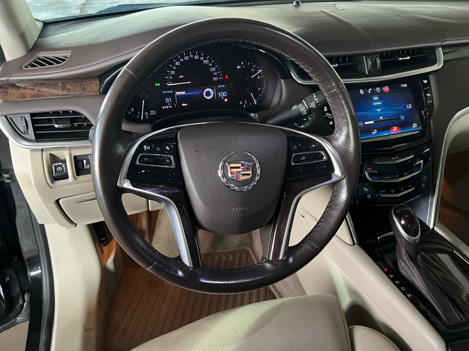 Thumbnail: 2013 Cadillac XTS - 4