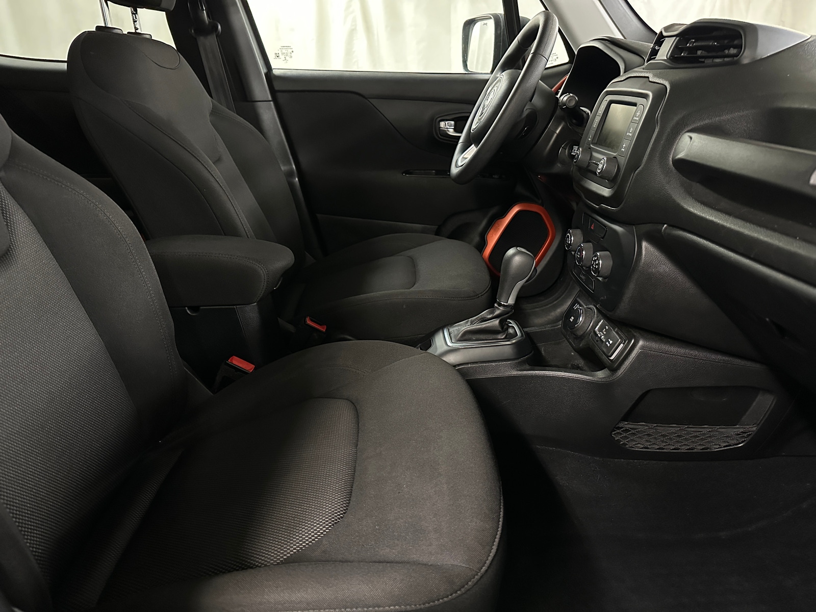 Thumbnail: 2018 Jeep Renegade - 2