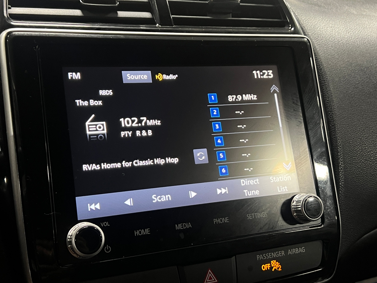 Thumbnail: 2022 Mitsubishi Outlander Sport - 3