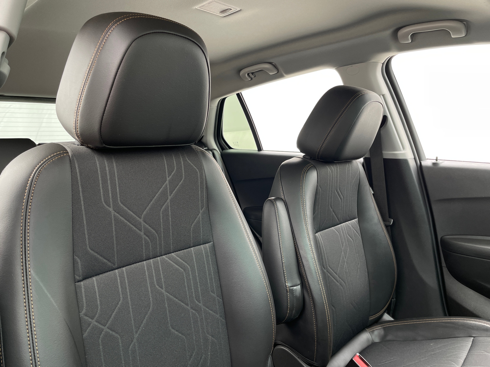 Thumbnail: 2018 Chevrolet Trax - 2