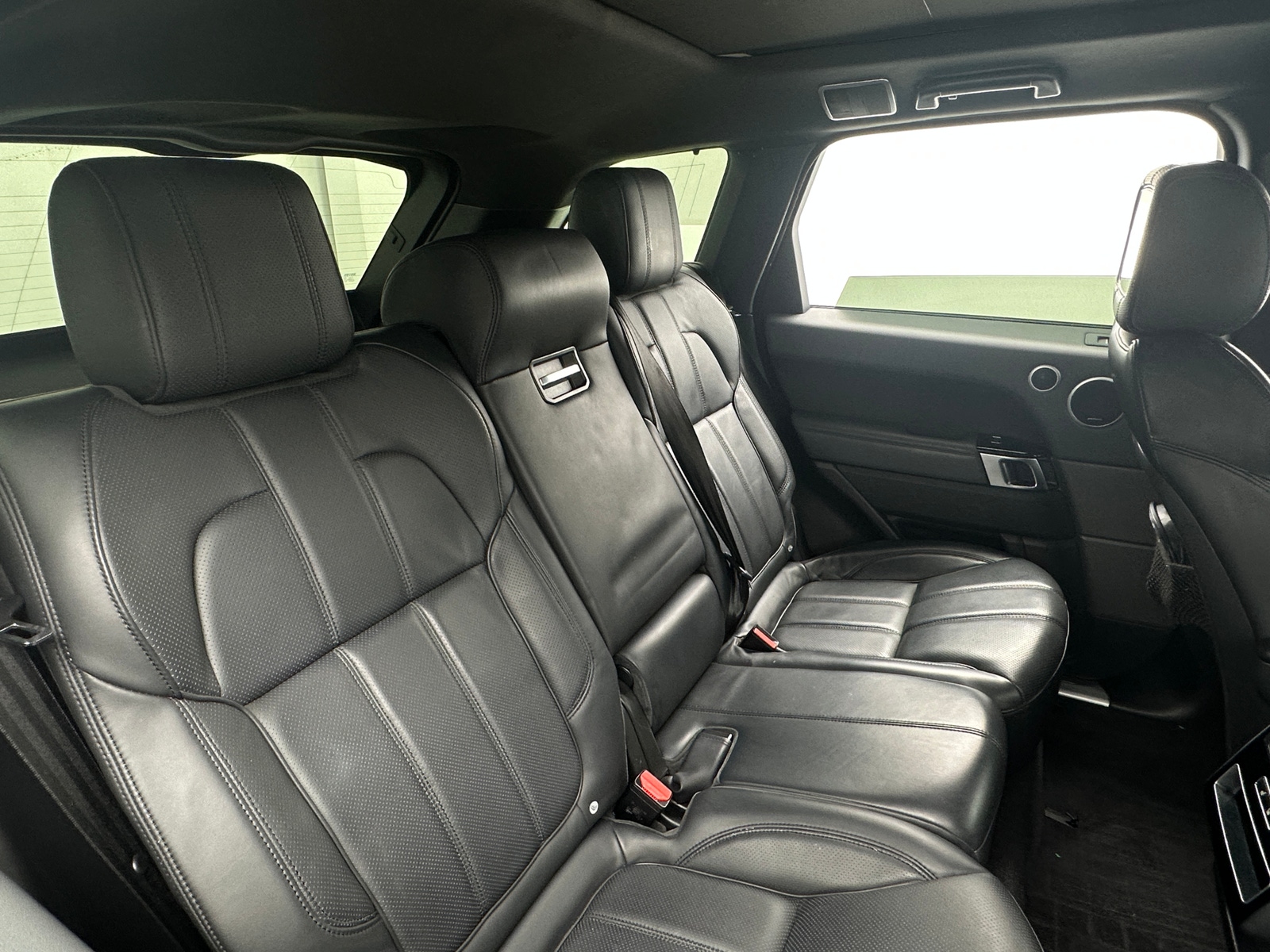 Thumbnail: 2015 Land Rover Range Rover Sport - 5