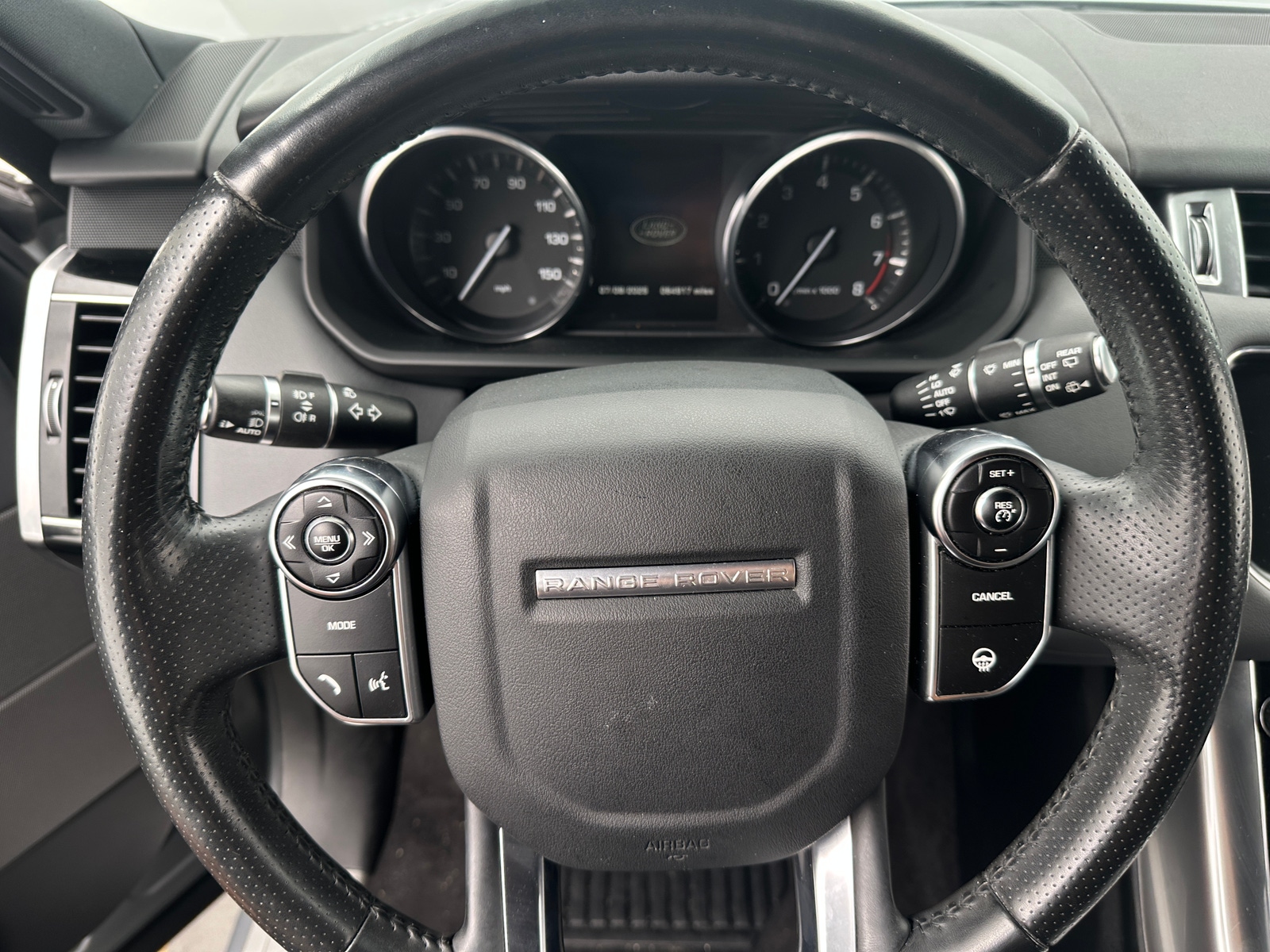 Thumbnail: 2015 Land Rover Range Rover Sport - 4