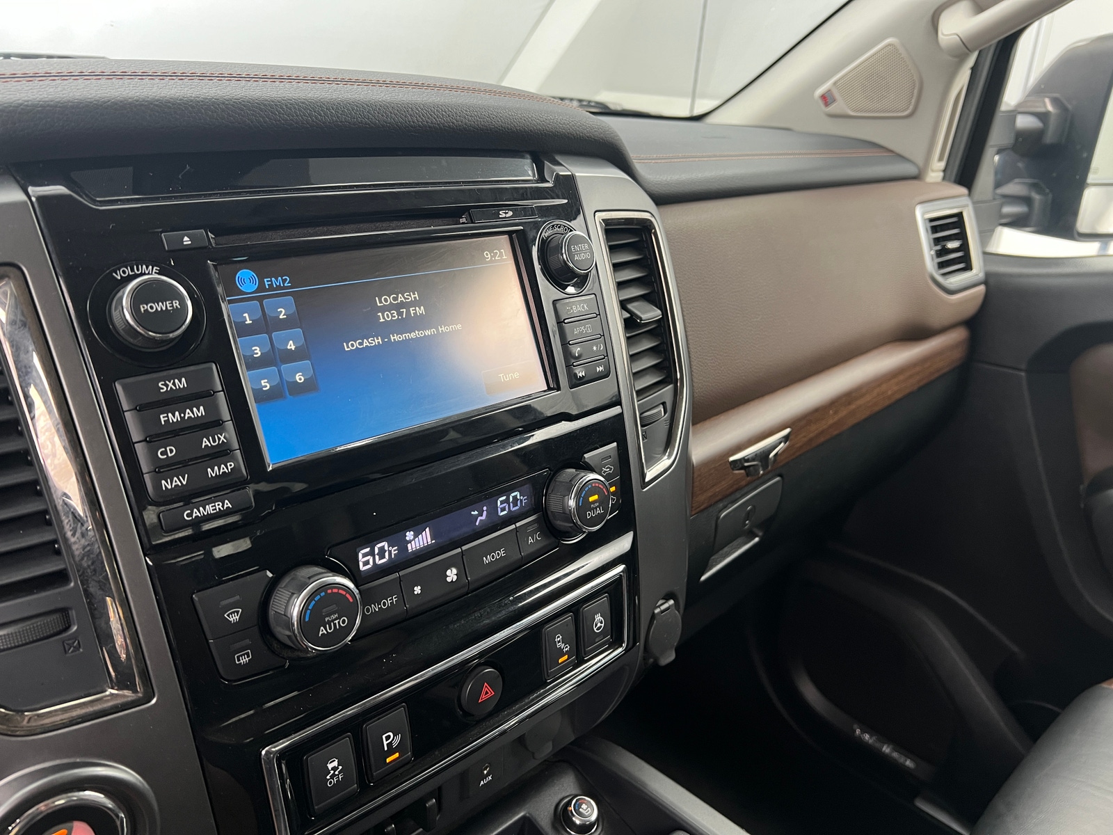 Thumbnail: 2017 Nissan Titan - 3