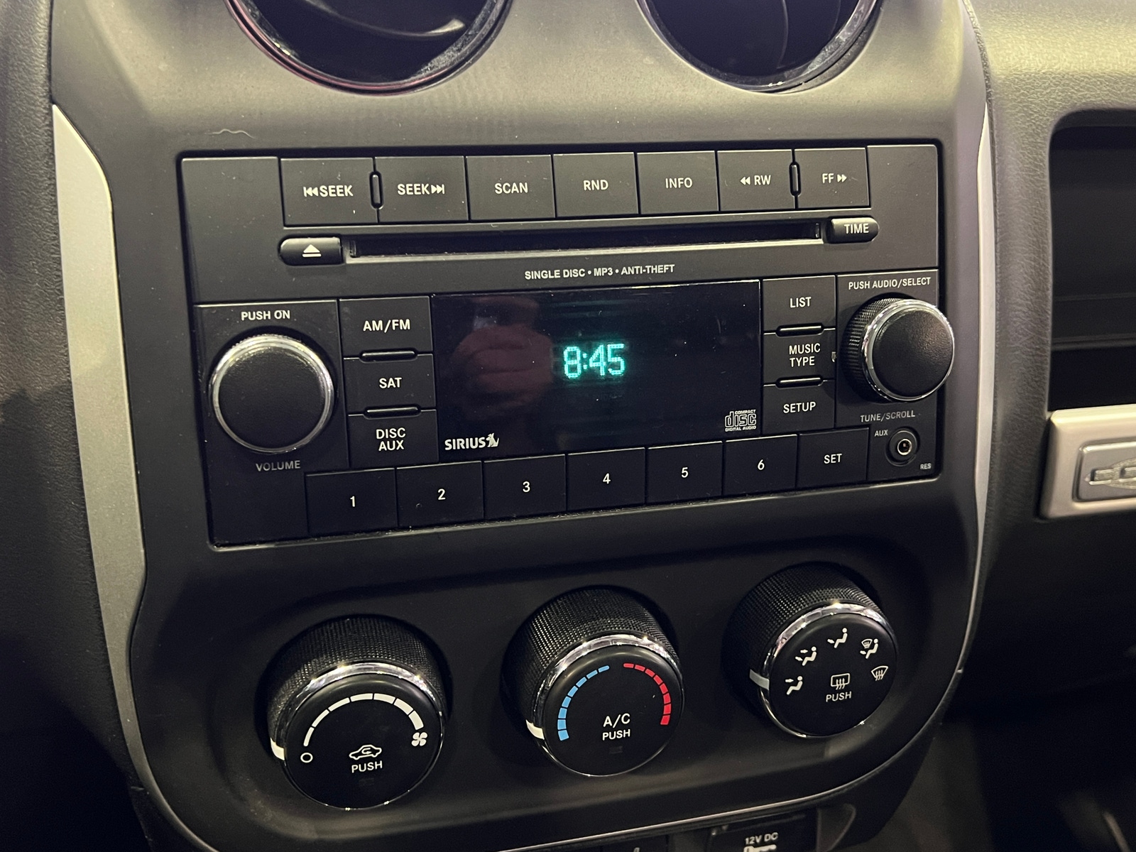Thumbnail: 2014 Jeep Compass - 4