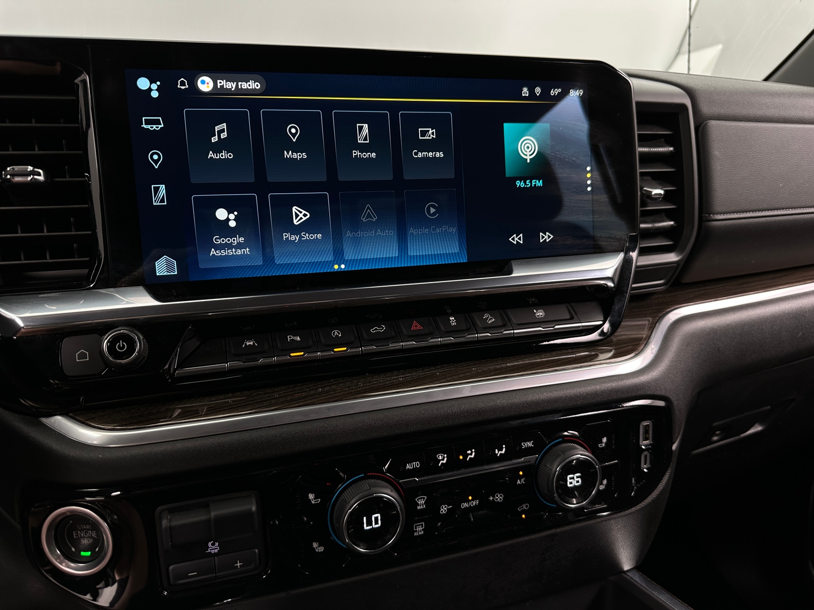 Thumbnail: 2024 Chevrolet Silverado 1500 - 4