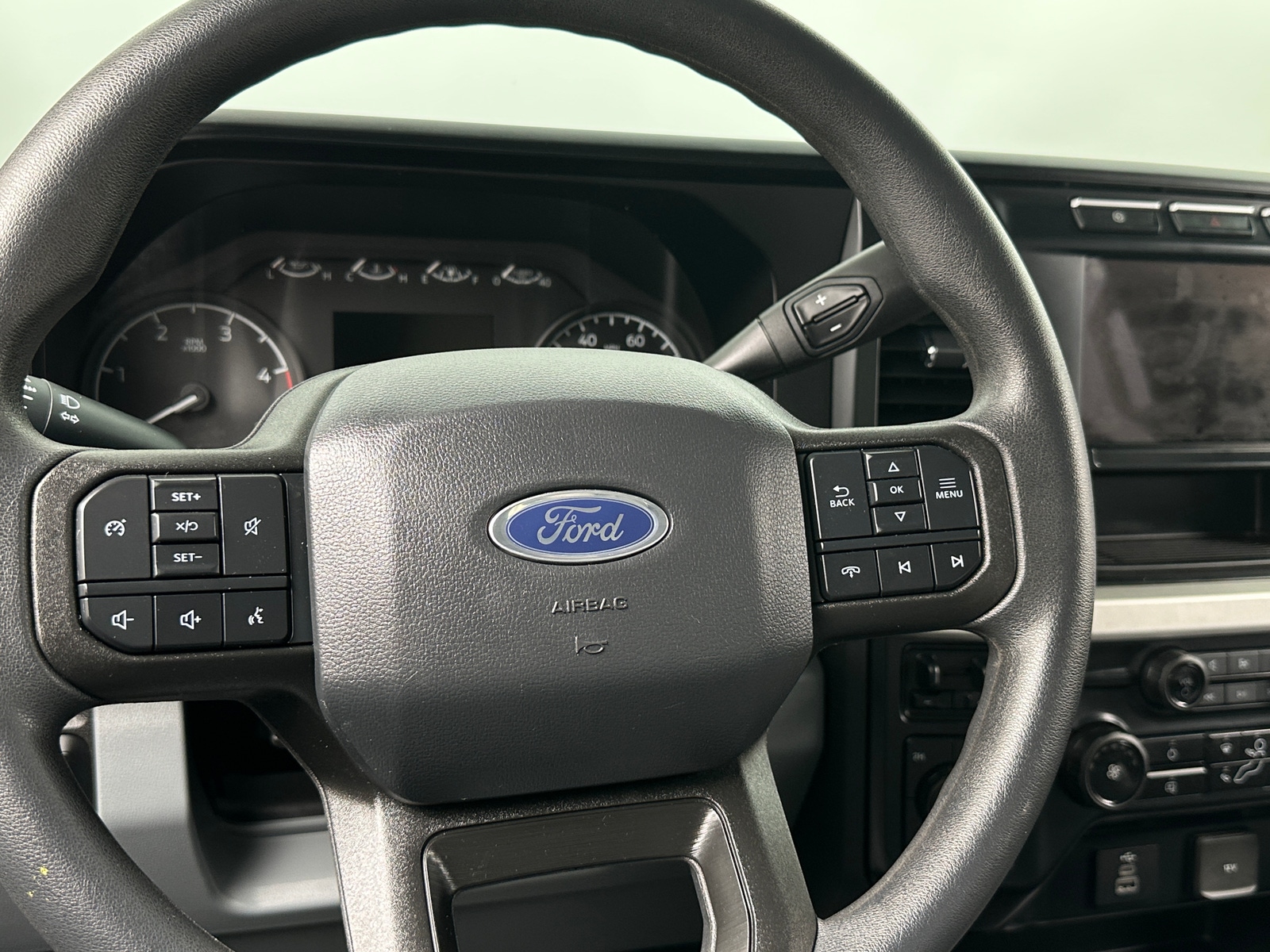 Thumbnail: 2024 Ford Econoline - 4