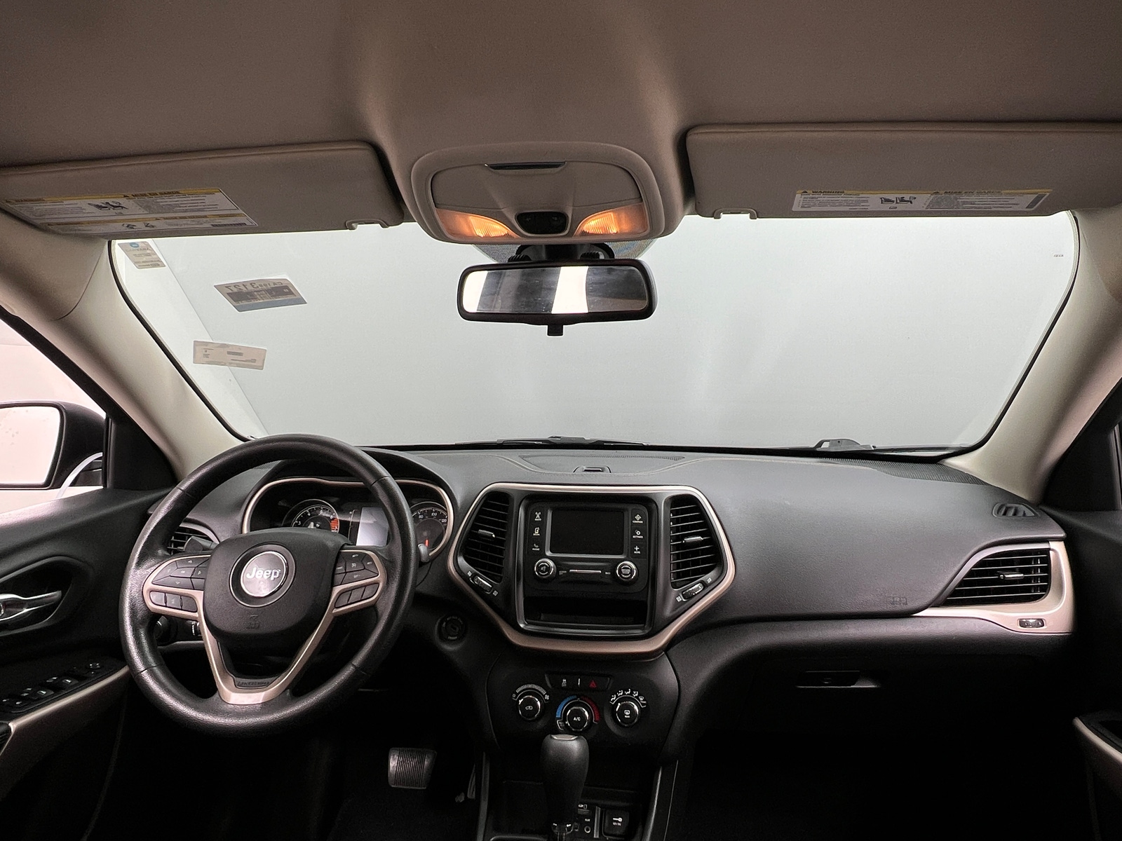Thumbnail: 2017 Jeep Cherokee - 3