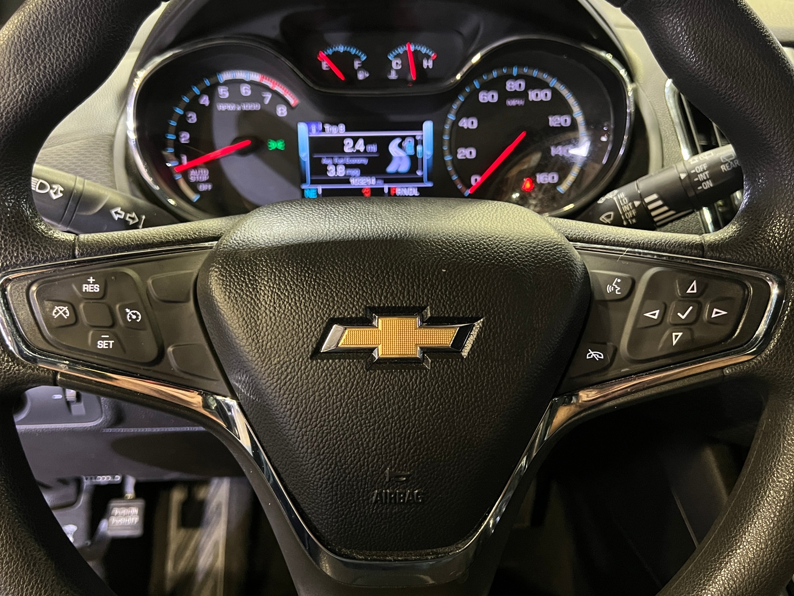 Thumbnail: 2018 Chevrolet Cruze - 5