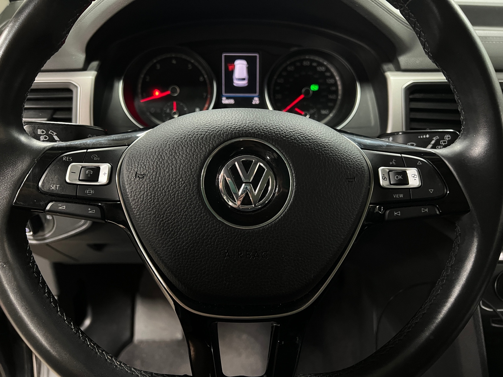 Thumbnail: 2019 Volkswagen Atlas - 4