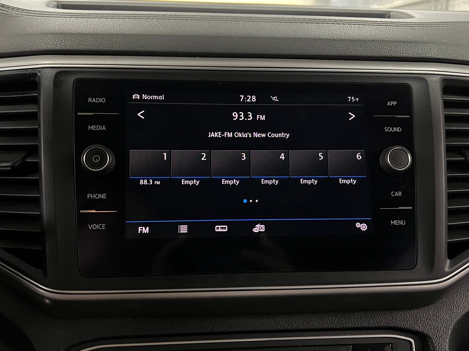 Thumbnail: 2019 Volkswagen Atlas - 3