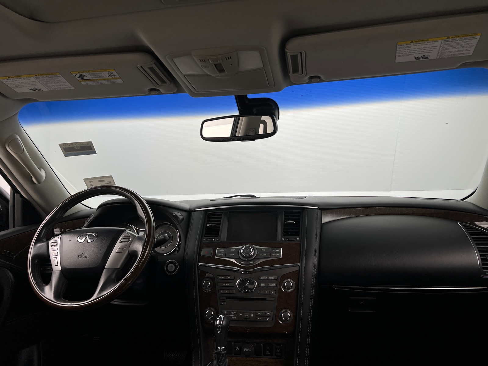 Thumbnail: 2015 INFINITI QX80 - 2