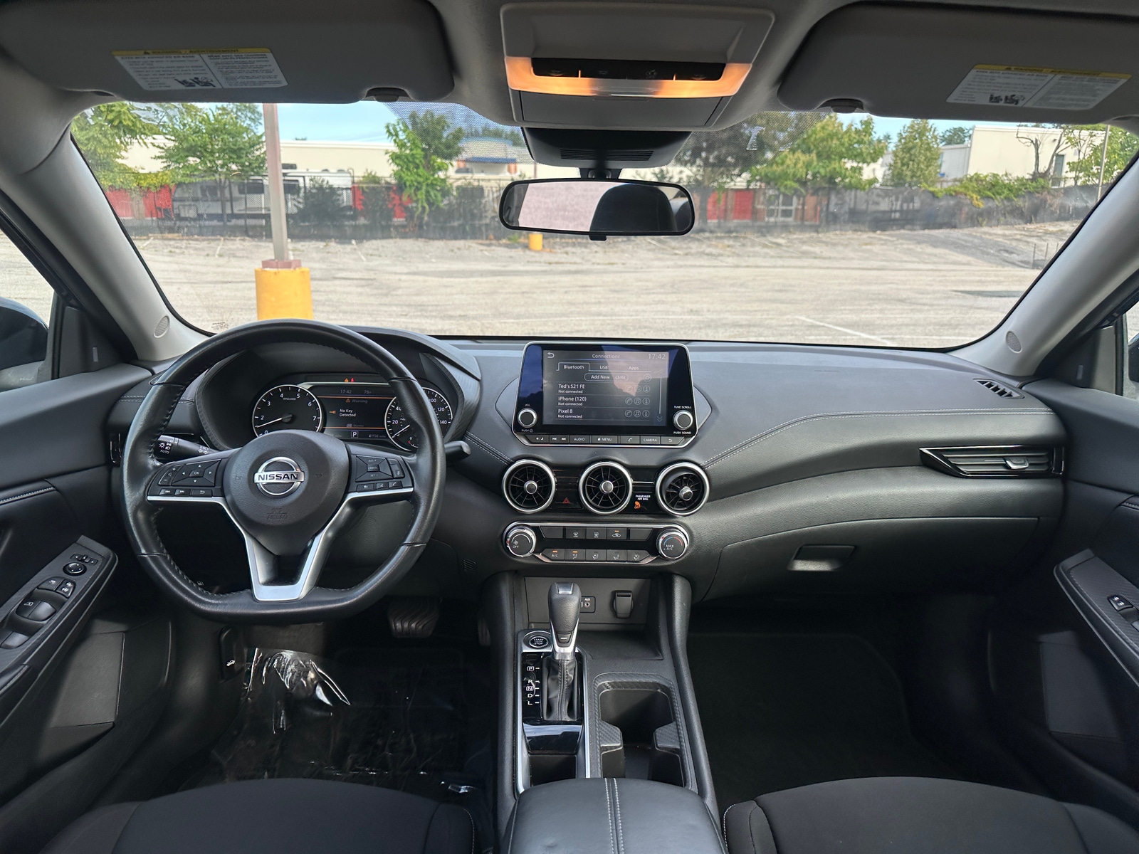 Thumbnail: 2022 Nissan Sentra - 3