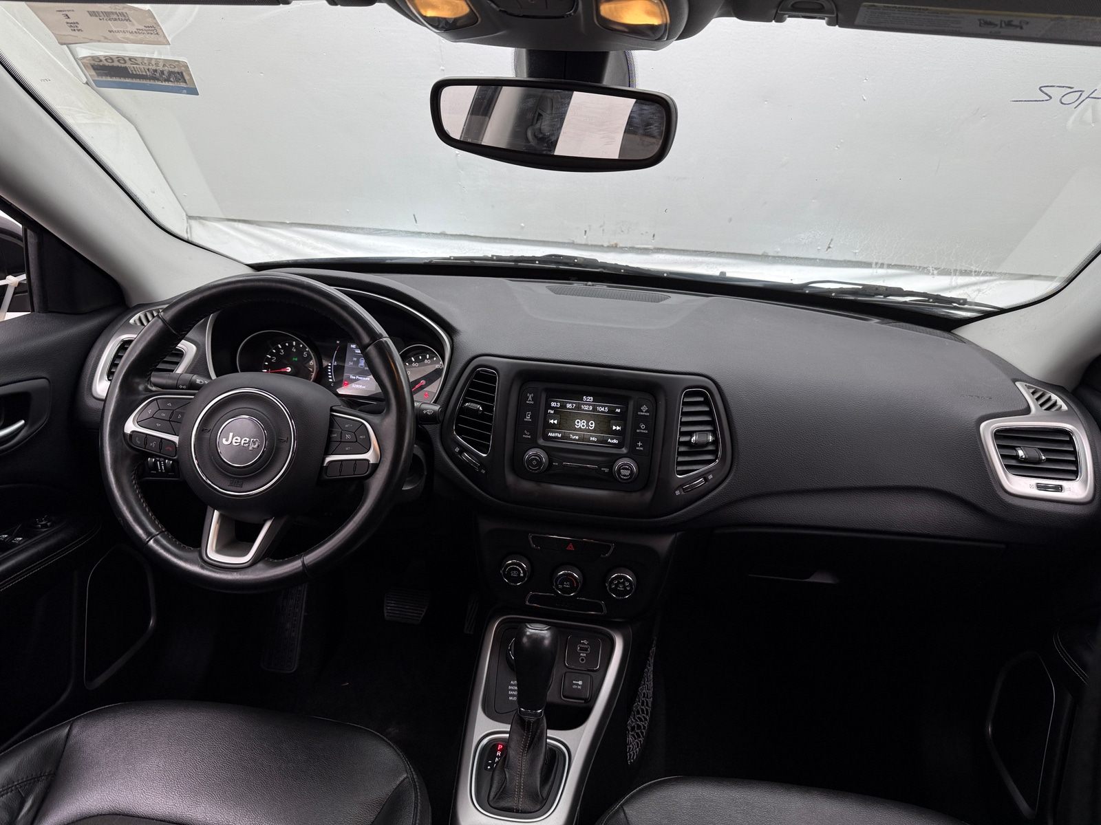 Thumbnail: 2018 Jeep Compass - 3